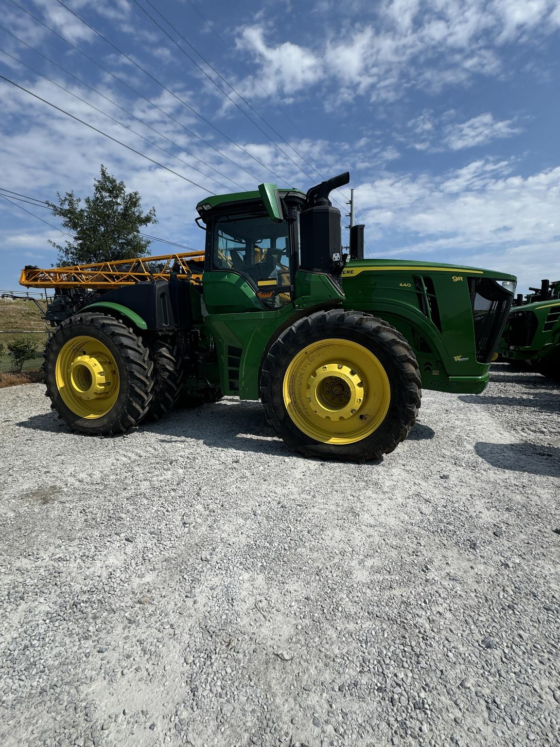 2023 John Deere 9R 440