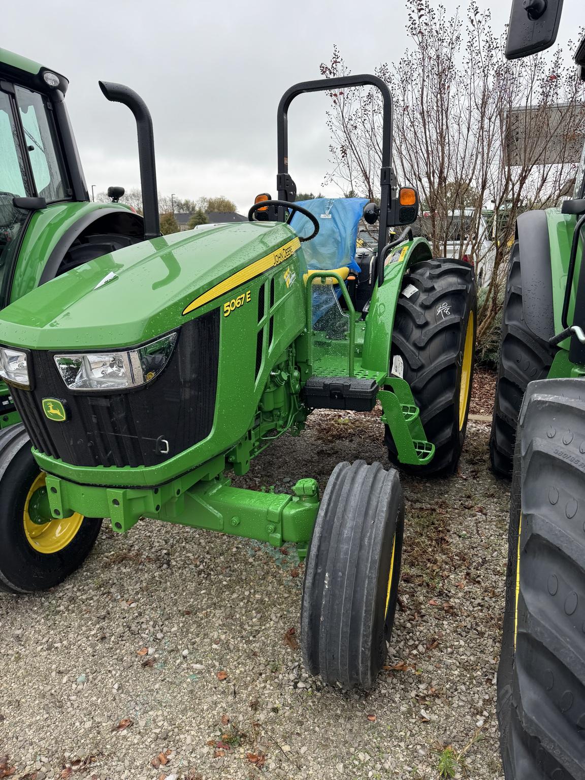 2024 John Deere 5067E