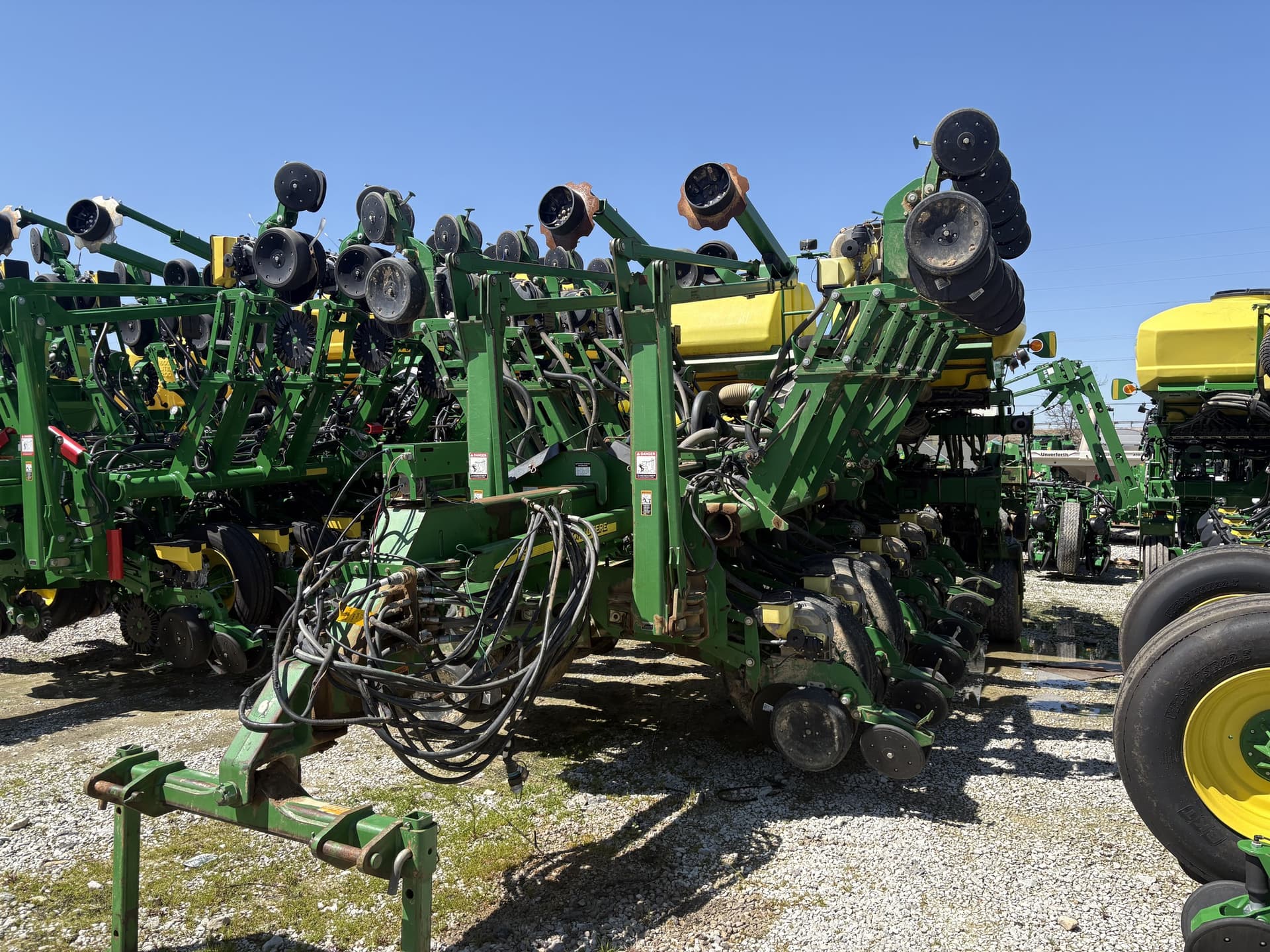 2011 John Deere 1790 Image