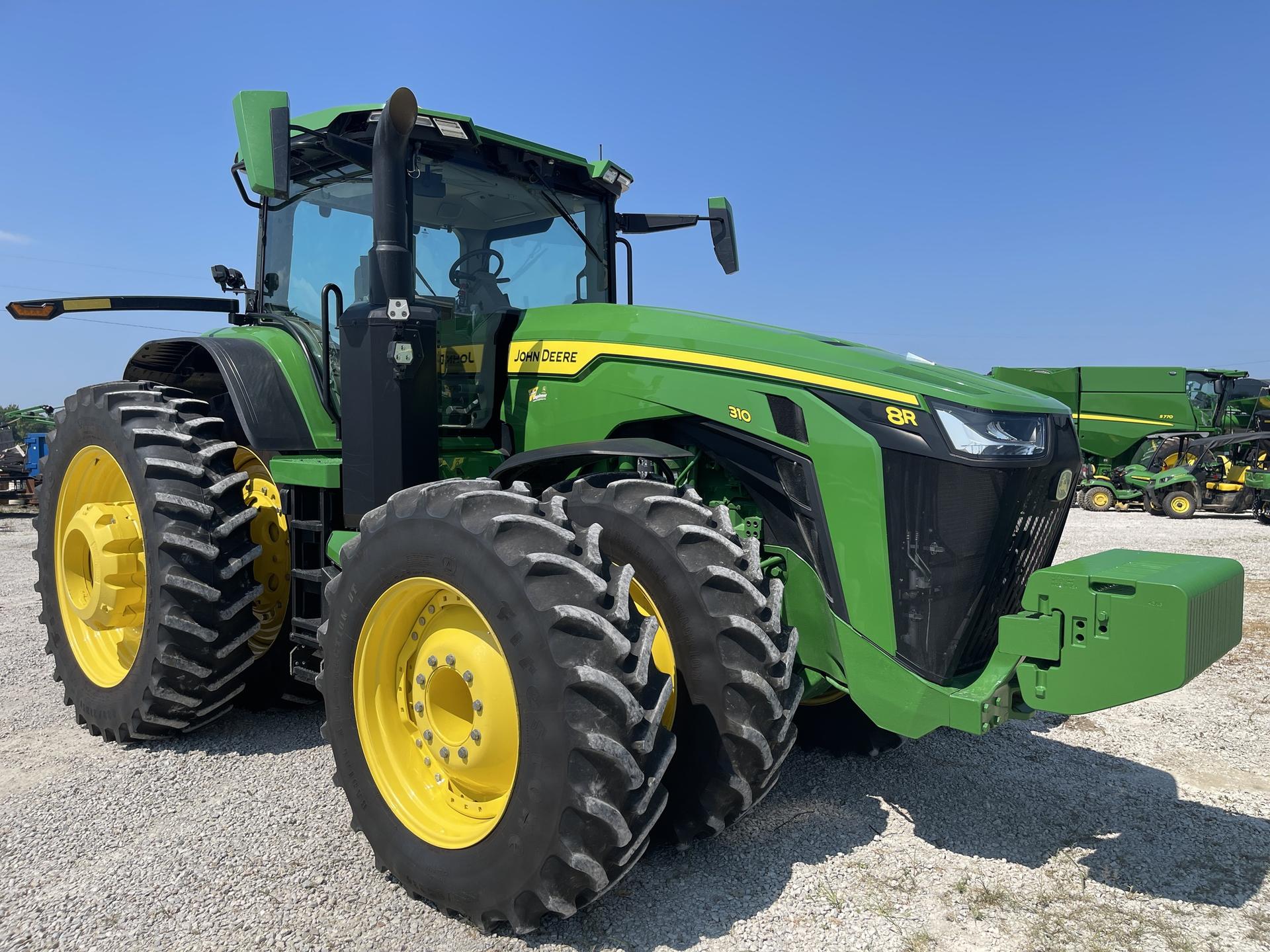 2023 John Deere 8R 310