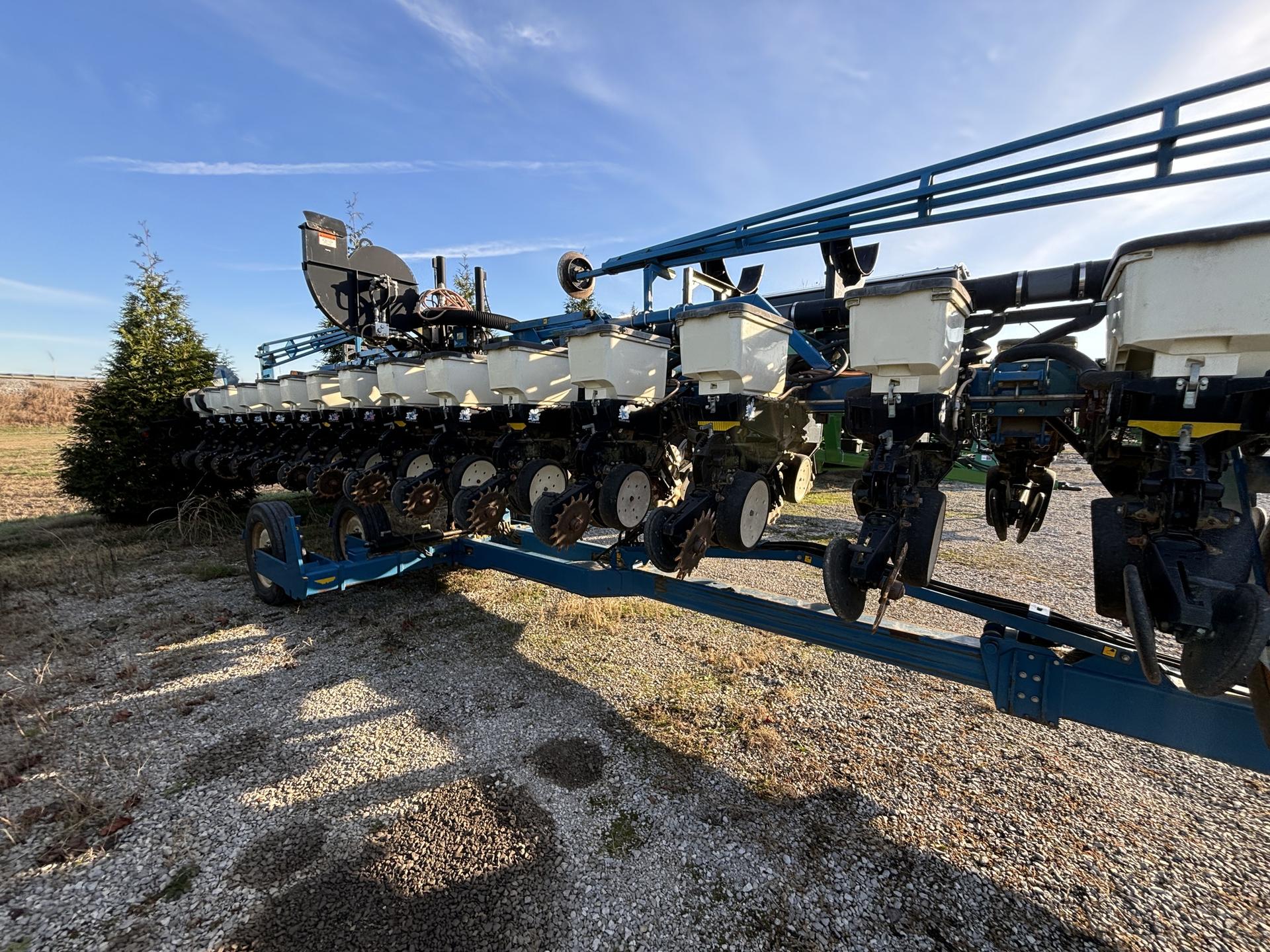 2009 Kinze 3600 Image