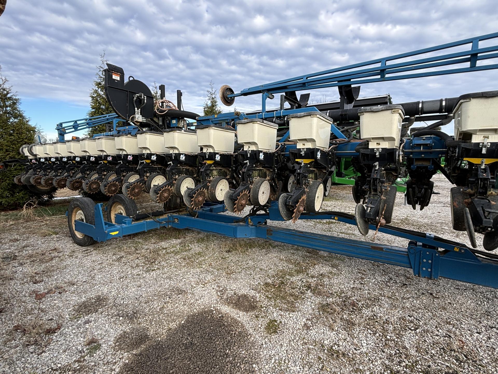 2009 Kinze 3600 Image