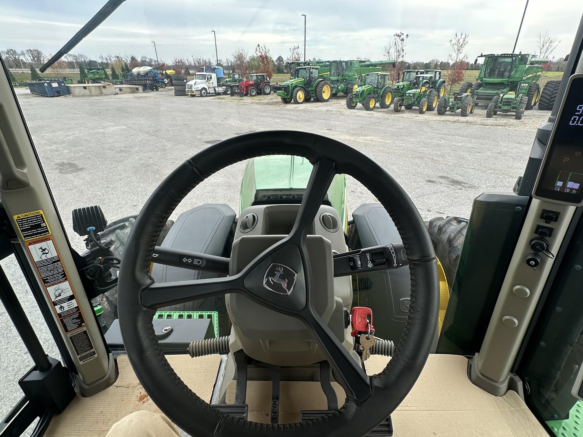 2023 John Deere 8R 340