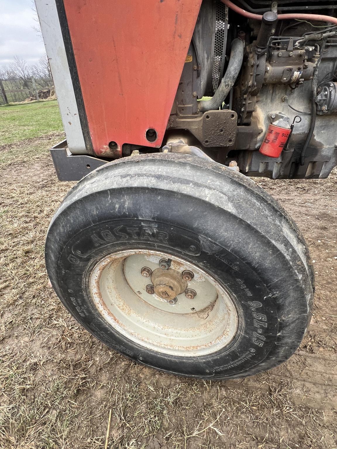 1986 Massey Ferguson 270 Image