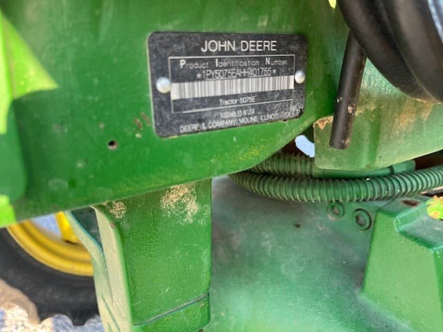 2017 John Deere 5075E