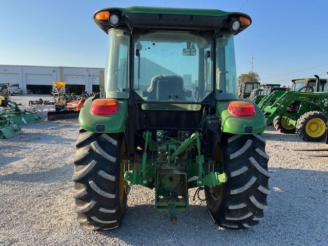 2017 John Deere 5075E