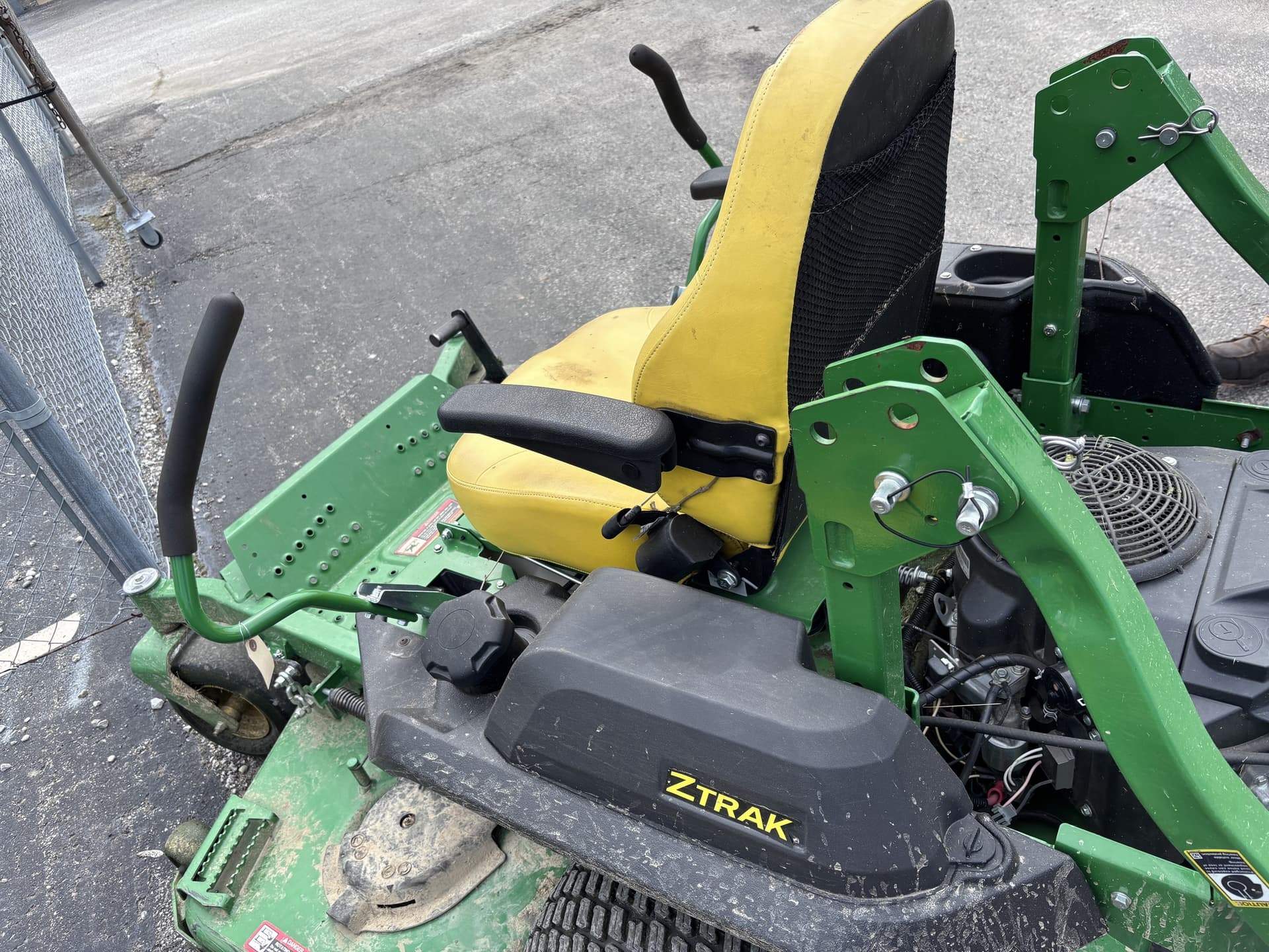 2022 John Deere Z730M Image