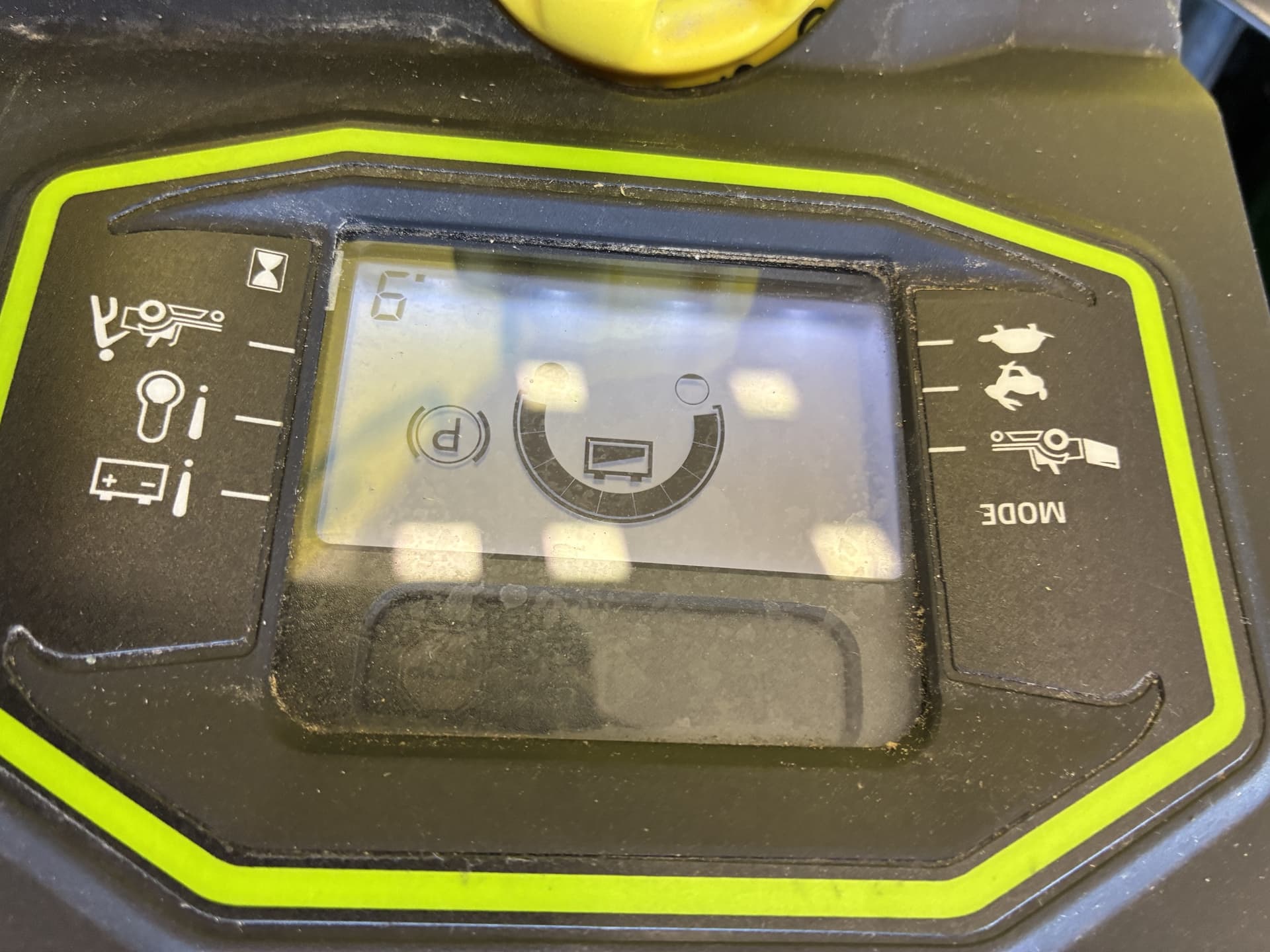 2025 John Deere Z370R Image