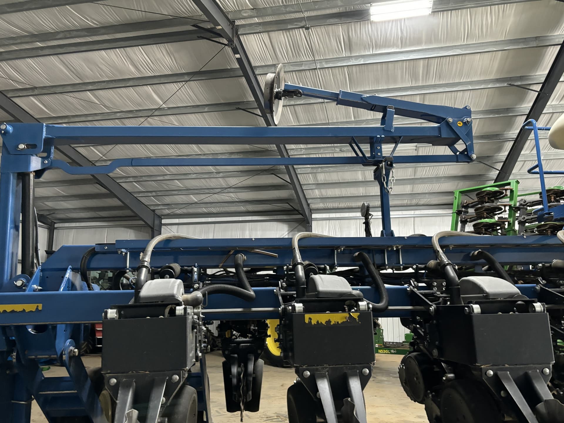 2023 Kinze 3665