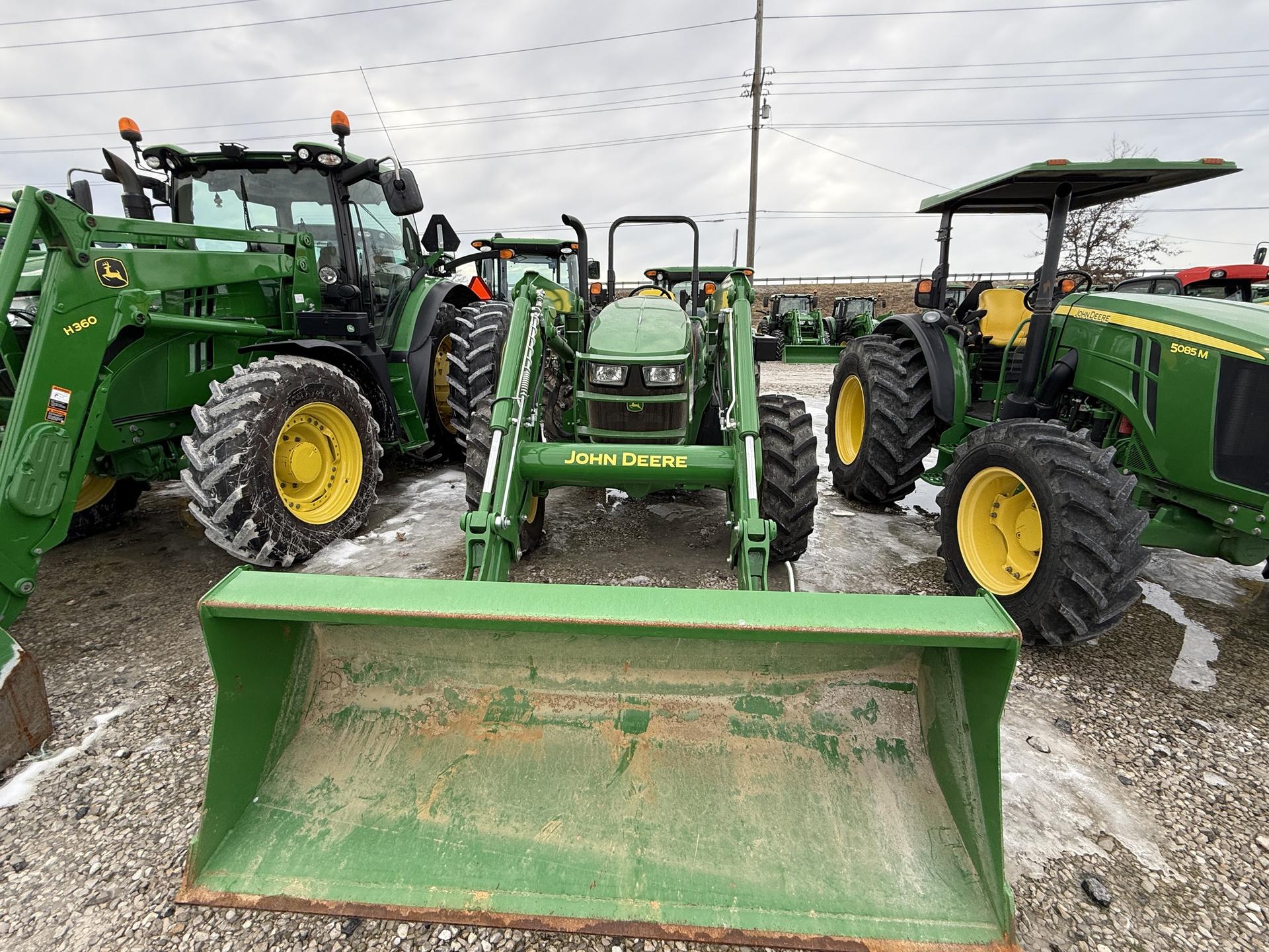 2023 John Deere 5105M Image