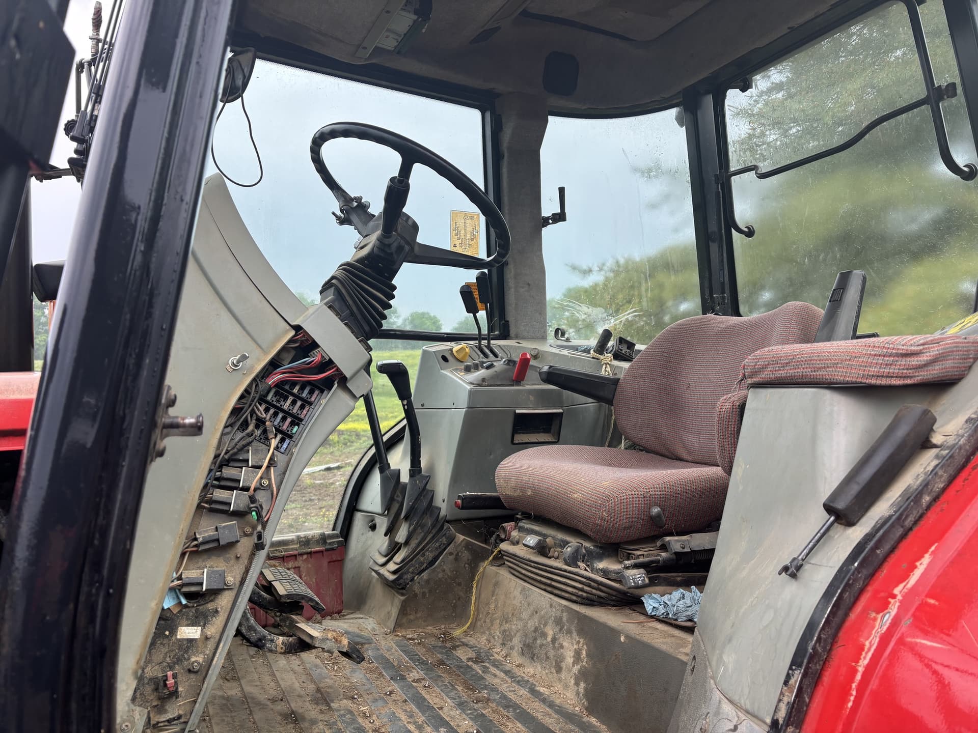 1996 Massey Ferguson 6180 Image