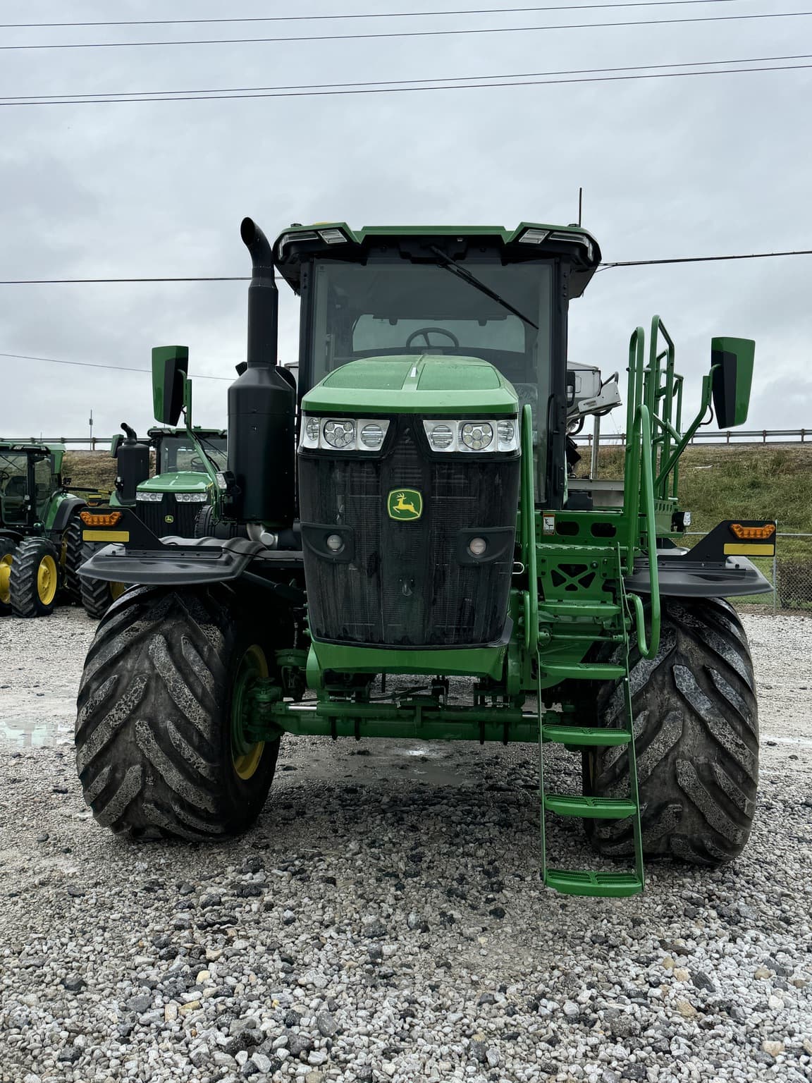 2023 John Deere 800R