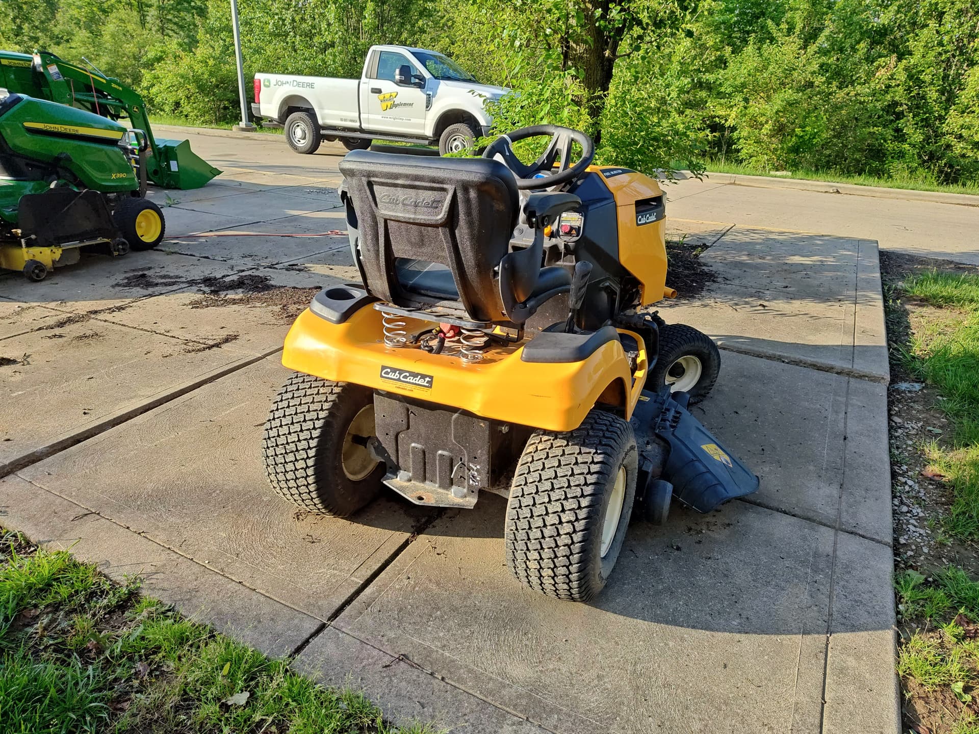 Cub Cadet LX46 EFI Image