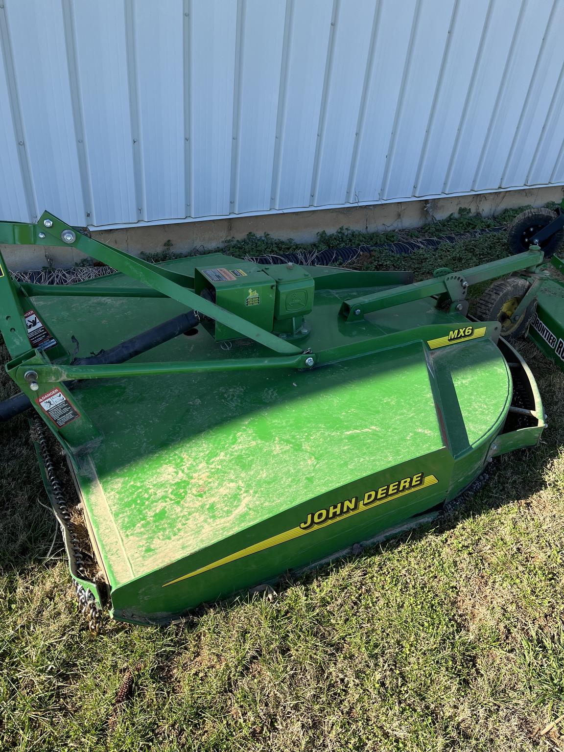 2015 John Deere MX6 Image