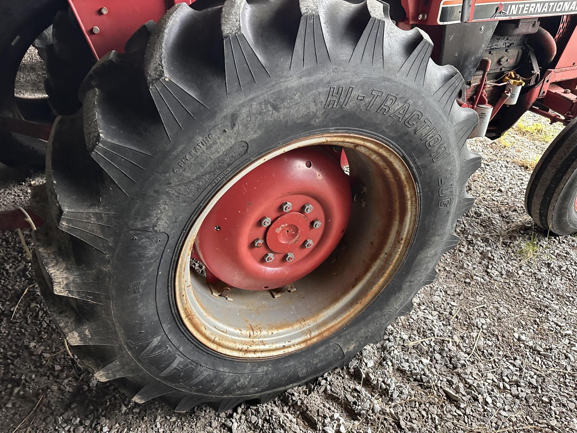 1980 International Harvester 484 Image