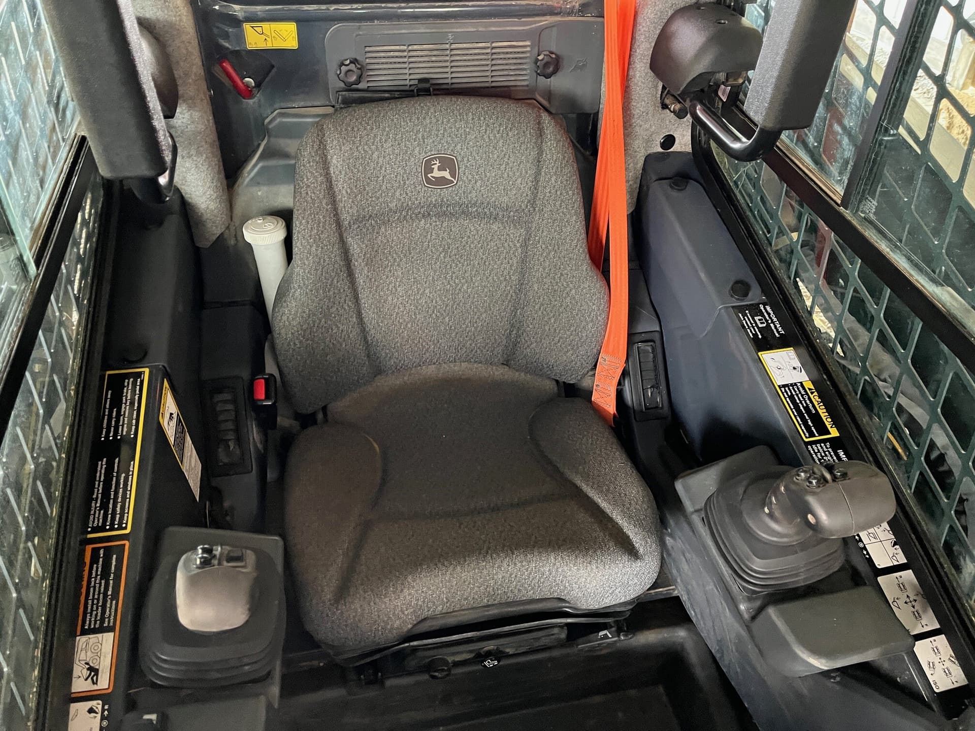 2021 John Deere 333G Image