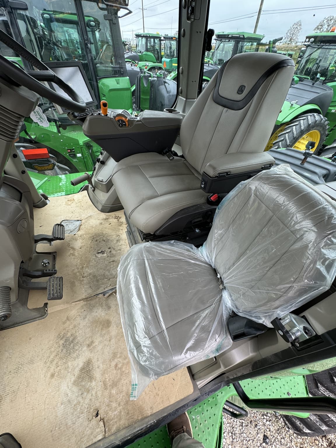 2023 John Deere 9RX 490 Image