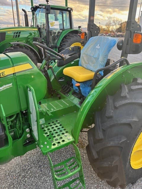 2024 John Deere 5060E