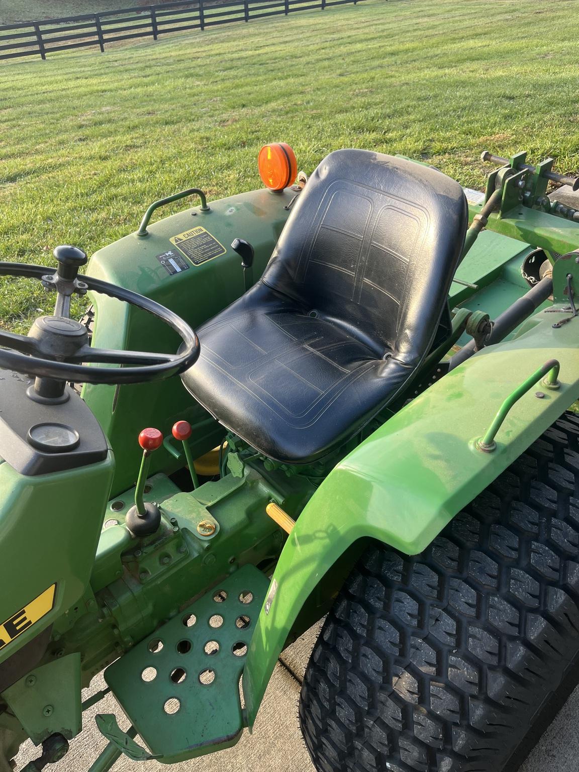 1983 John Deere 750 Image