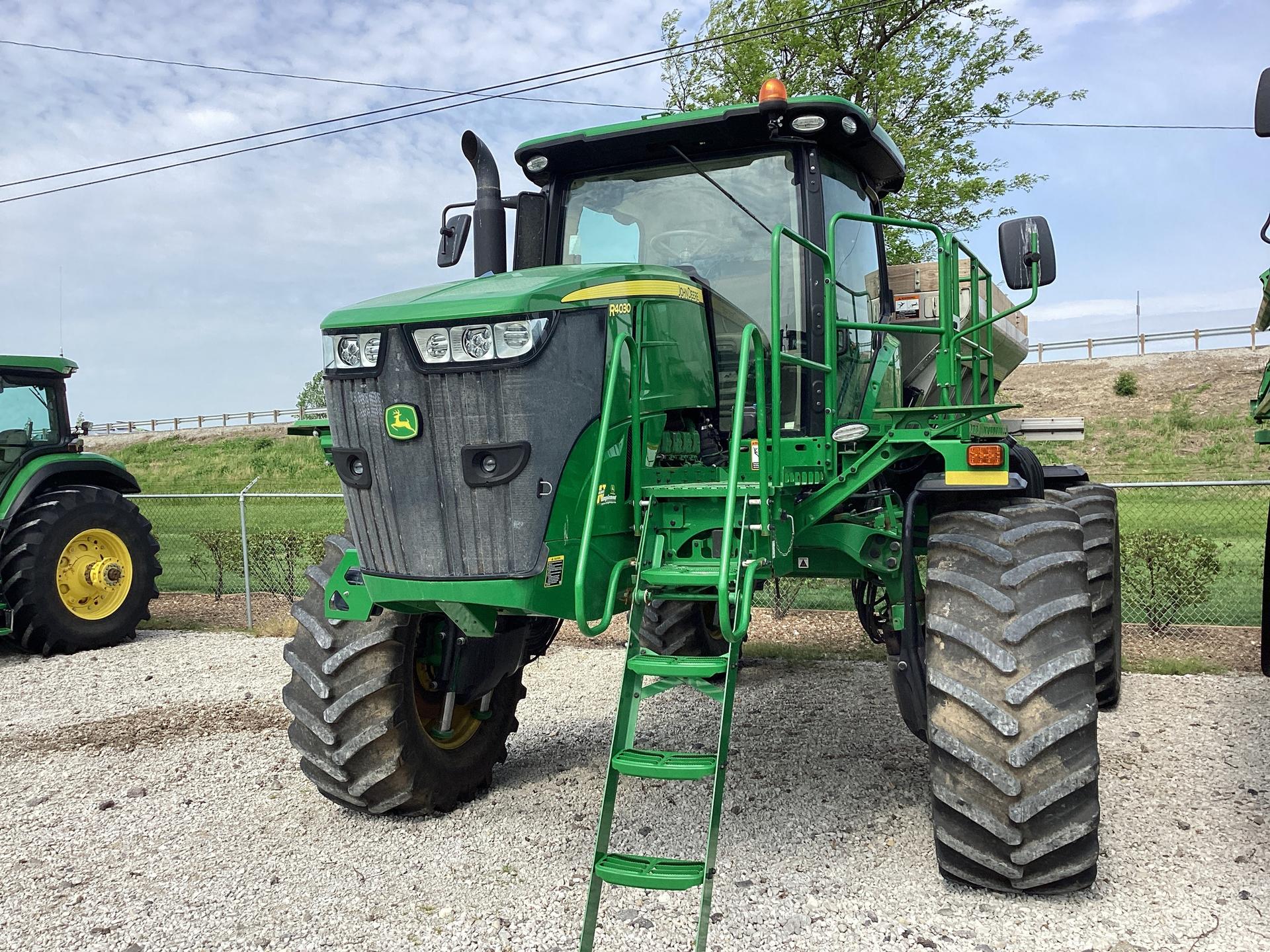 2020 John Deere R4030 Image