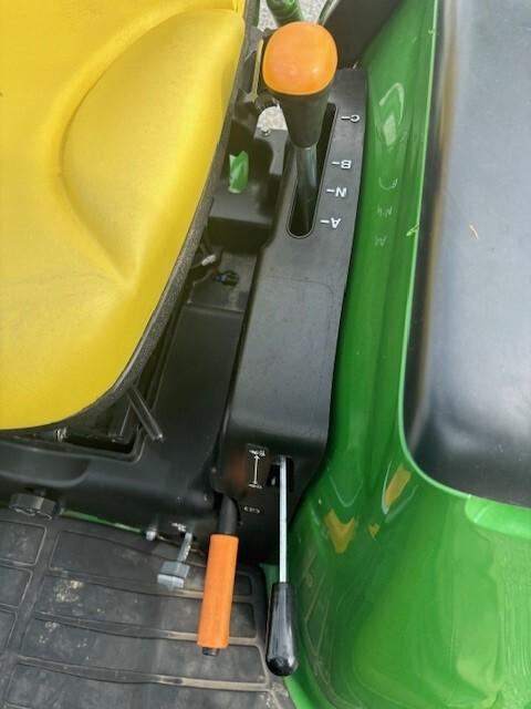 2021 John Deere 3046R