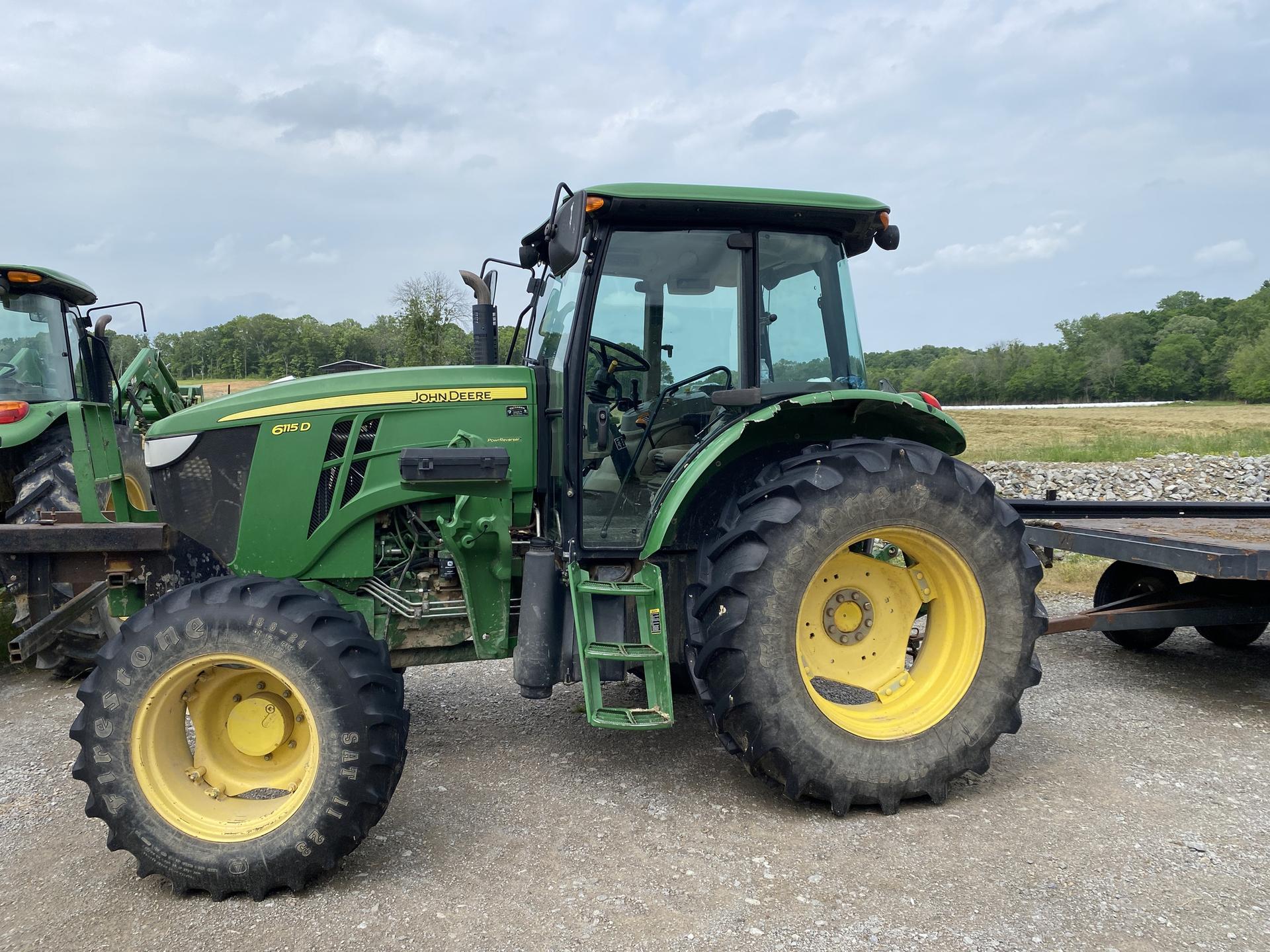 2013 John Deere 6115D