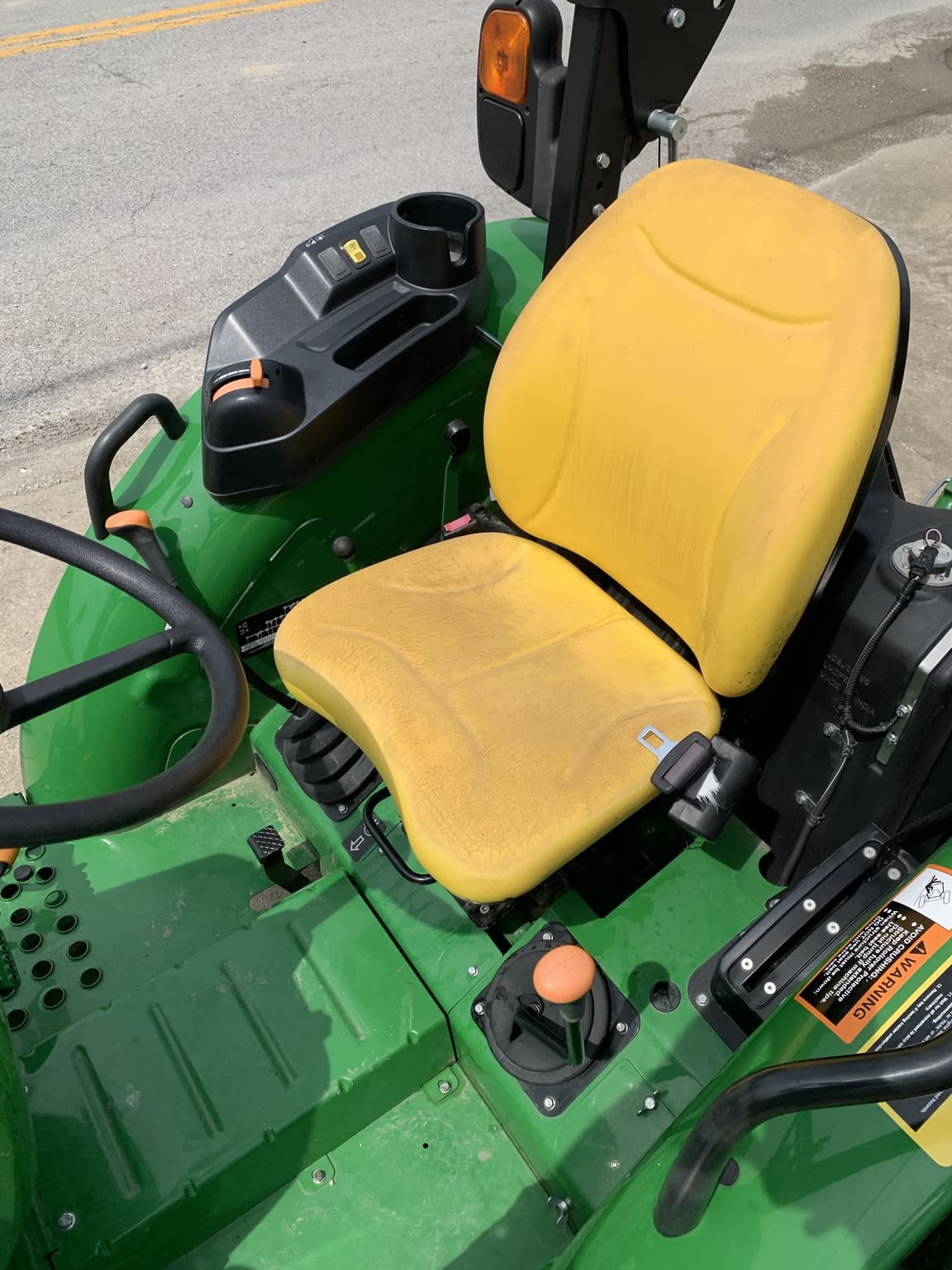 2022 John Deere 5045E Image