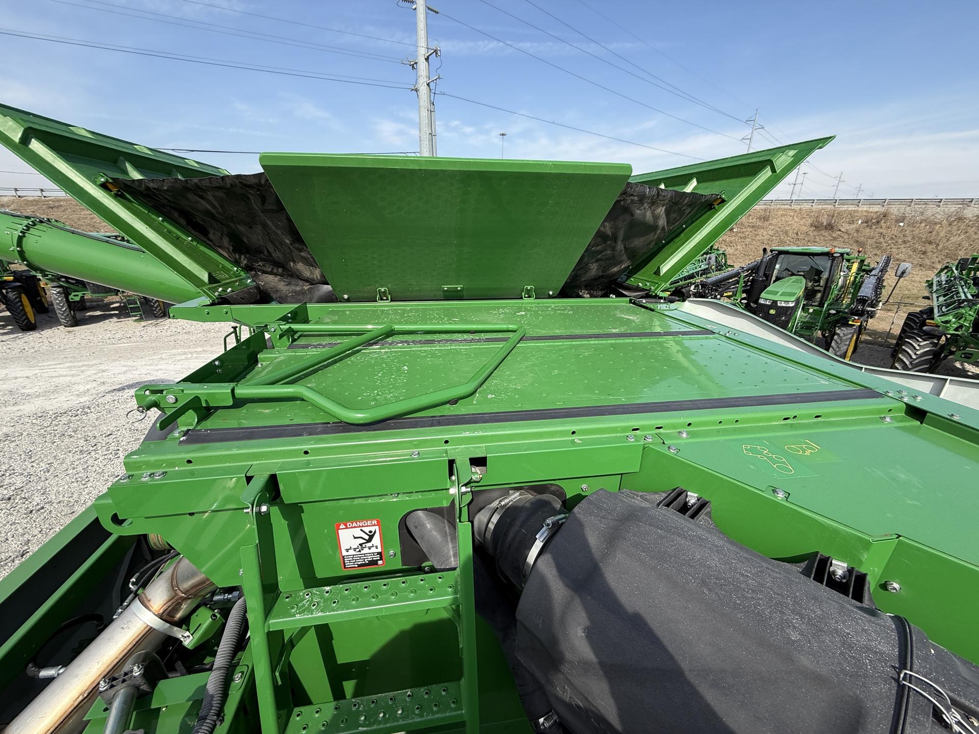 2021 John Deere S780 Image