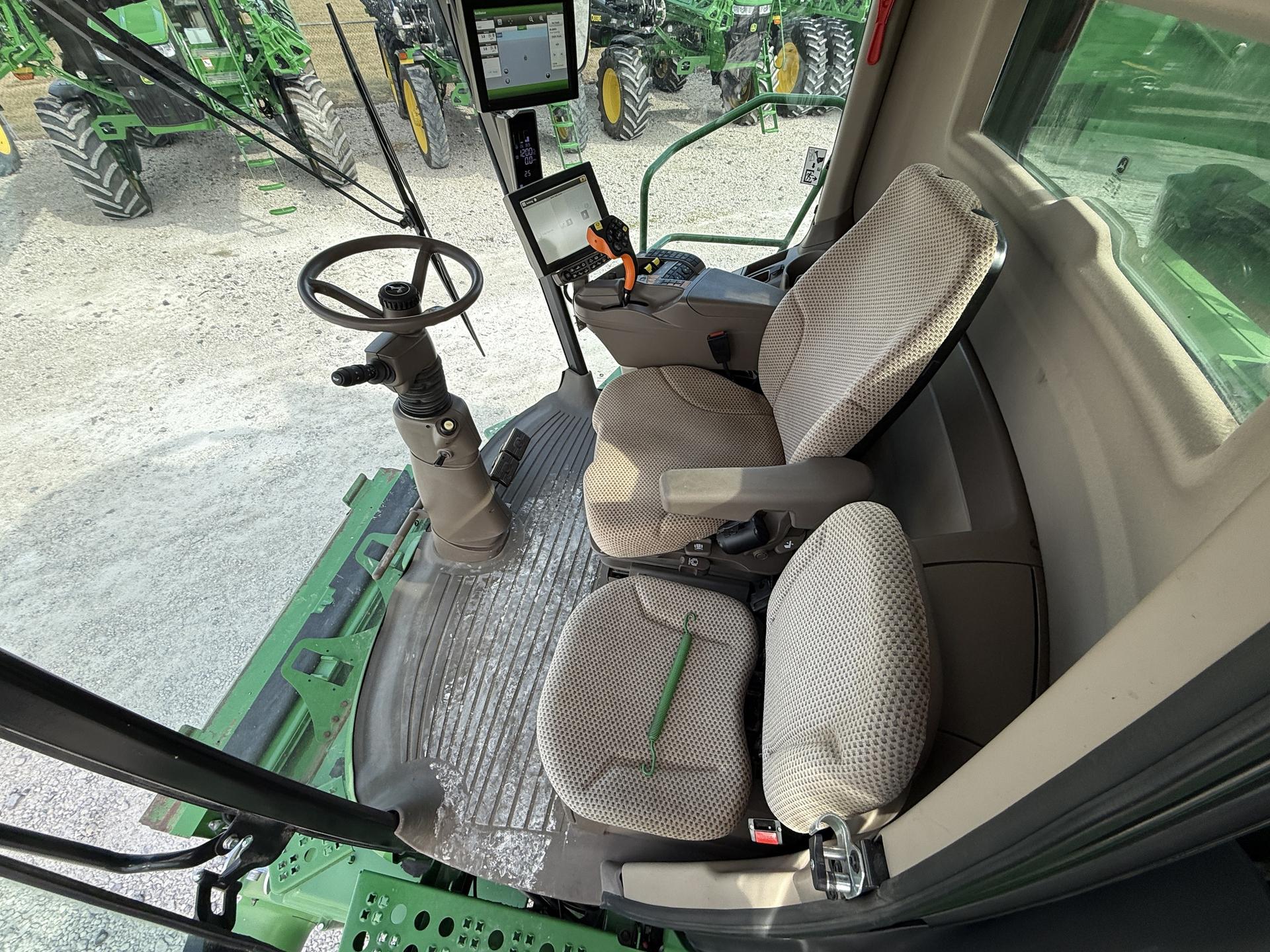 2021 John Deere S780 Image