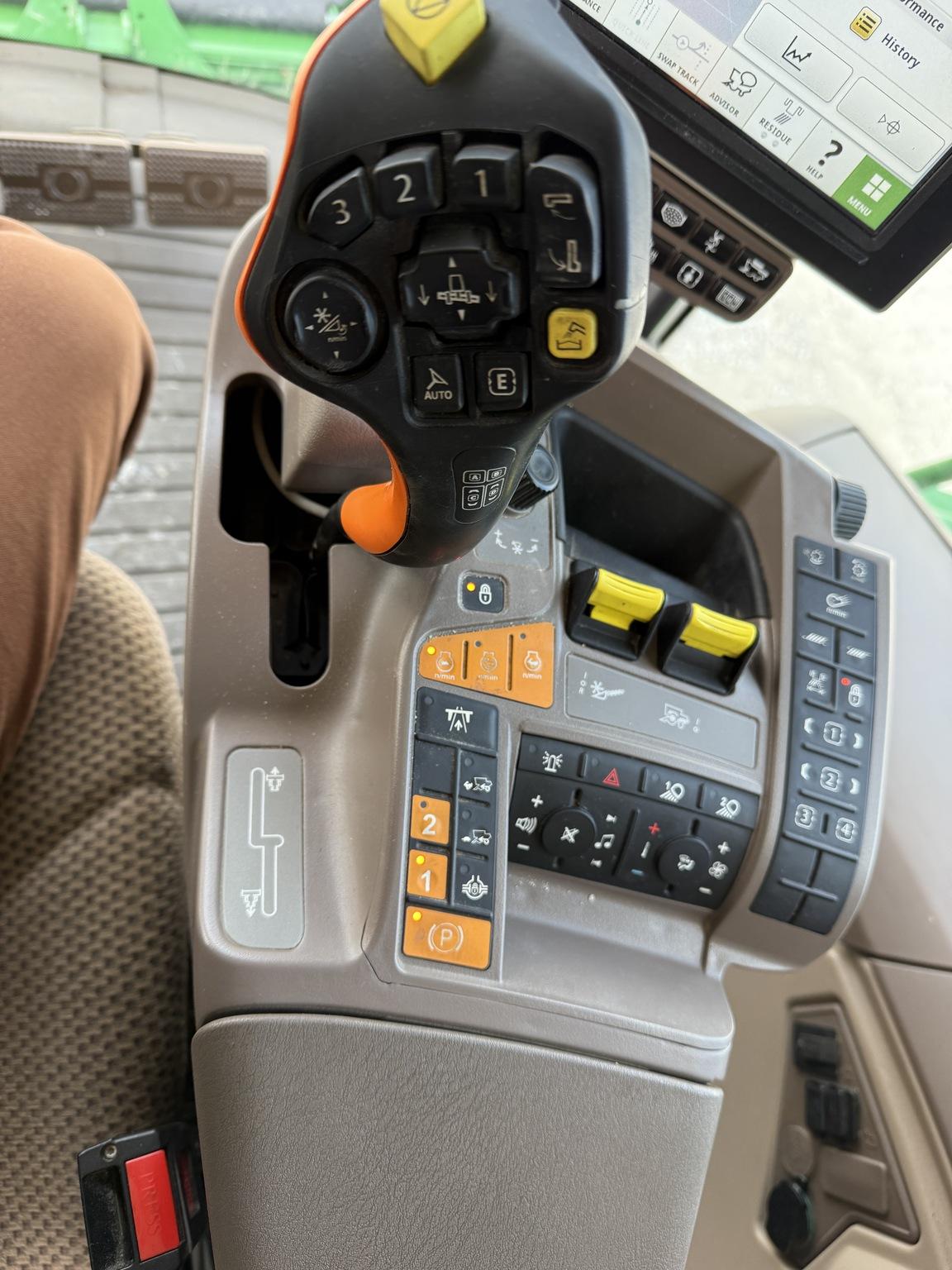 2021 John Deere S780 Image