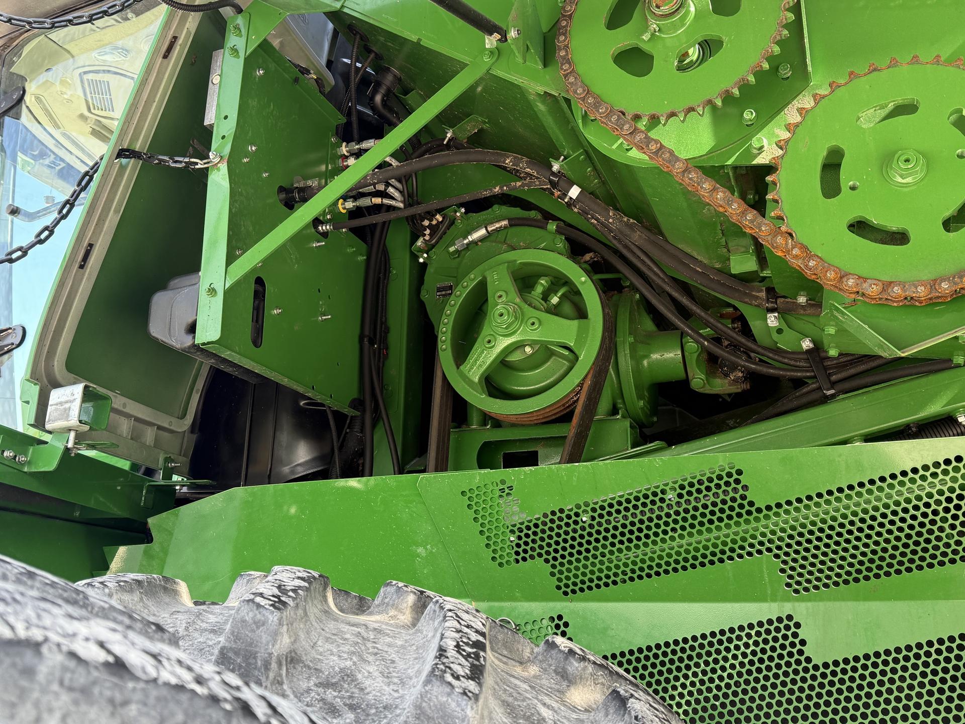 2021 John Deere S780 Image