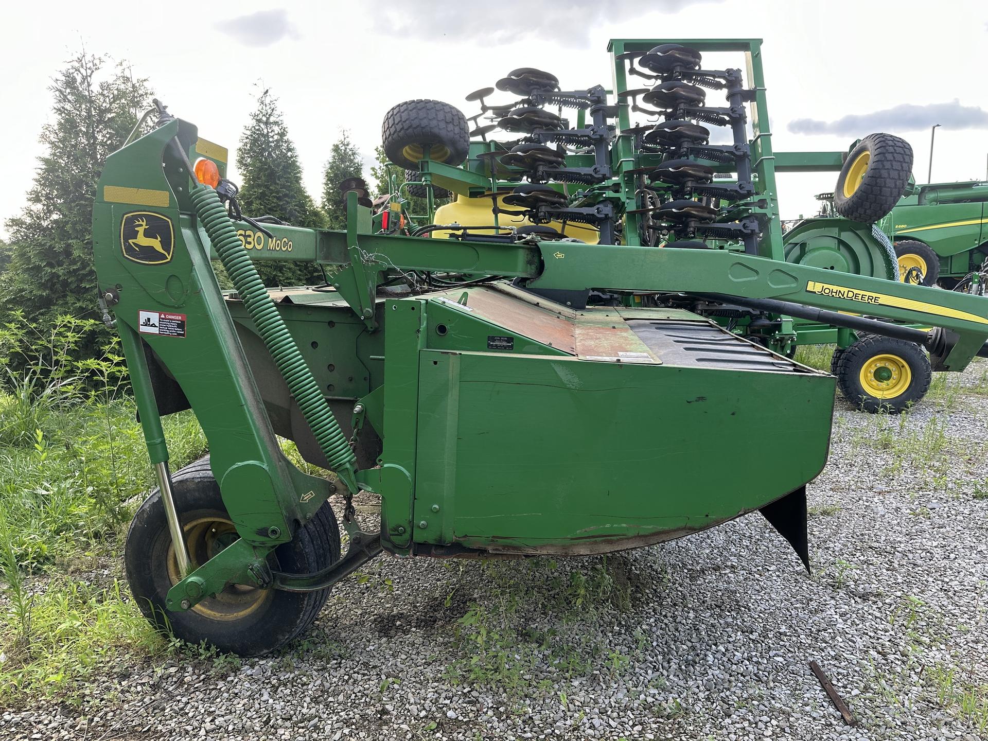 2012 John Deere 630 Image