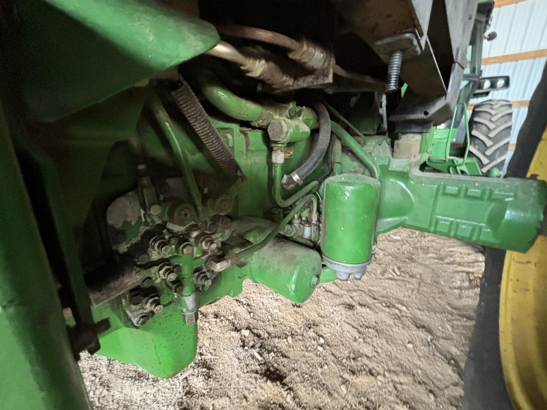 1990 John Deere 4455 Image