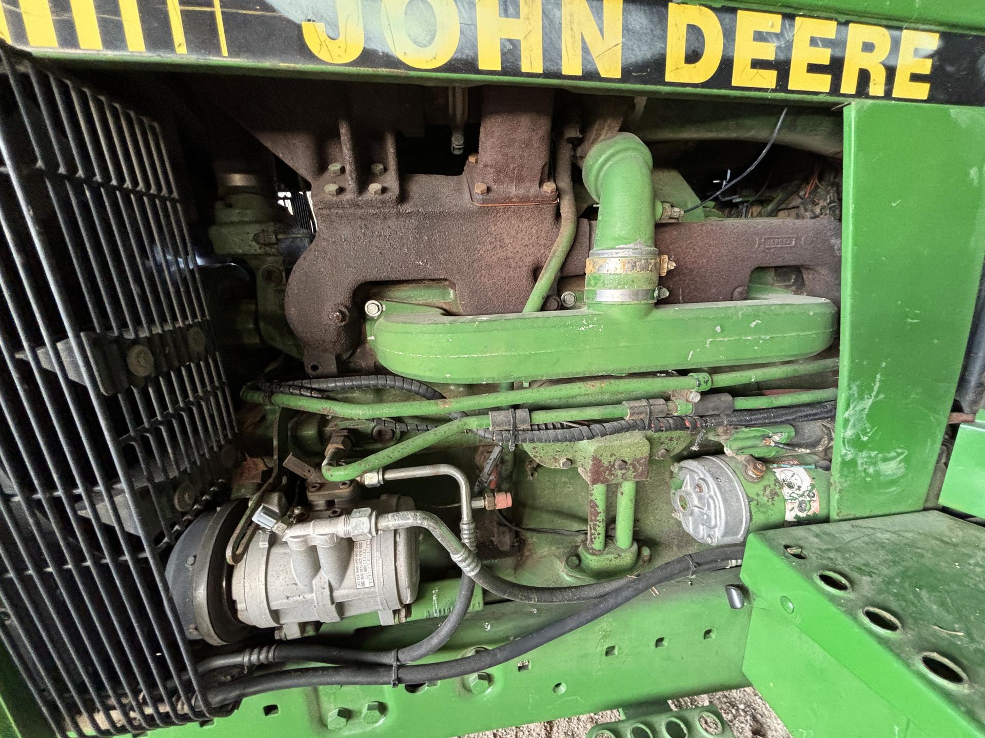 1990 John Deere 4455 Image