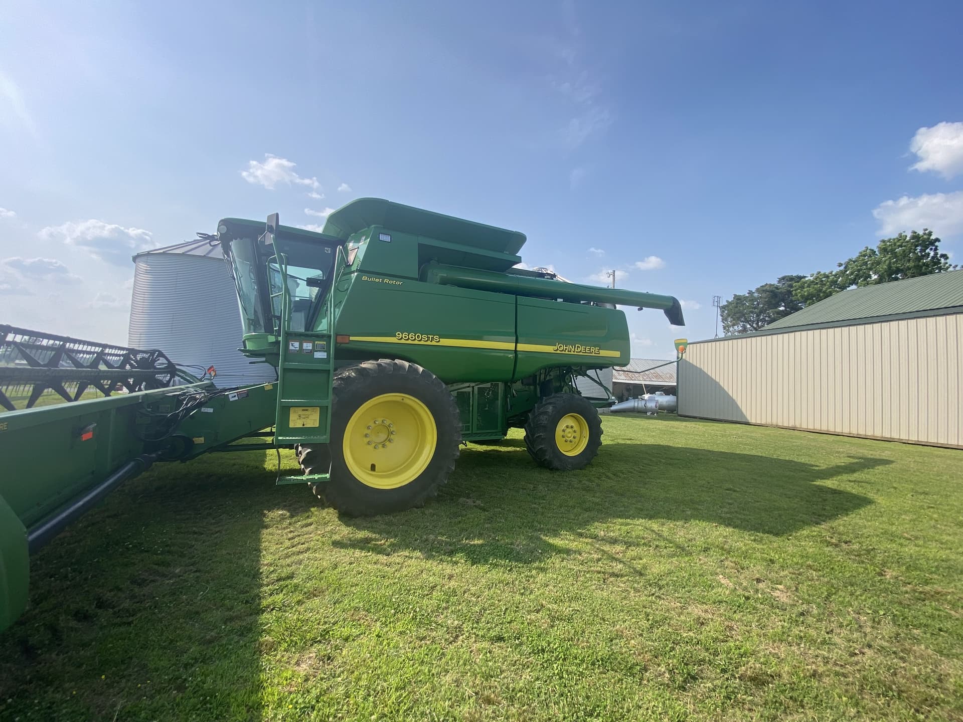 2007 John Deere 9660 STS Image