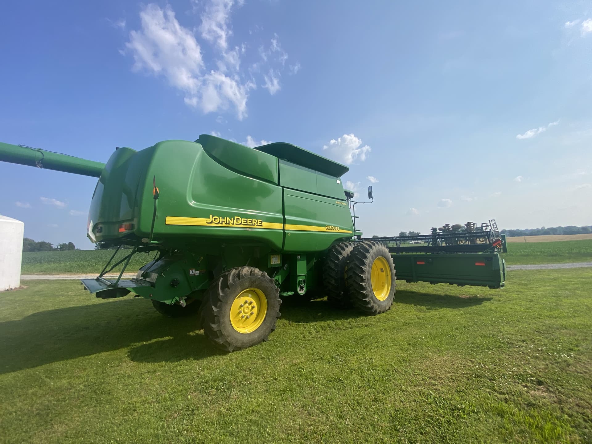 2007 John Deere 9660 STS Image