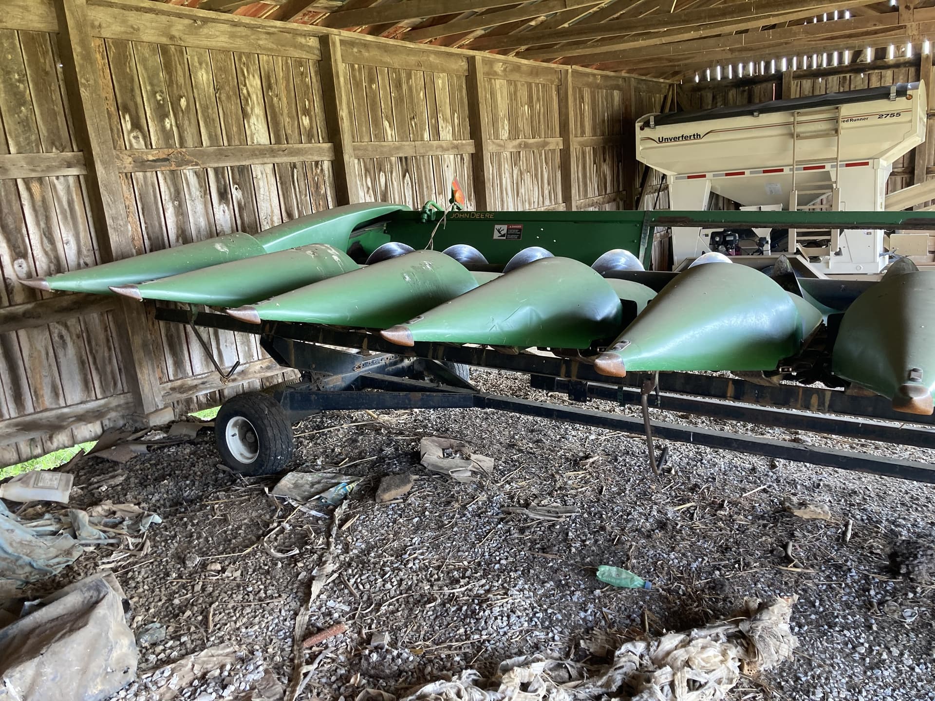 2007 John Deere 893 Image