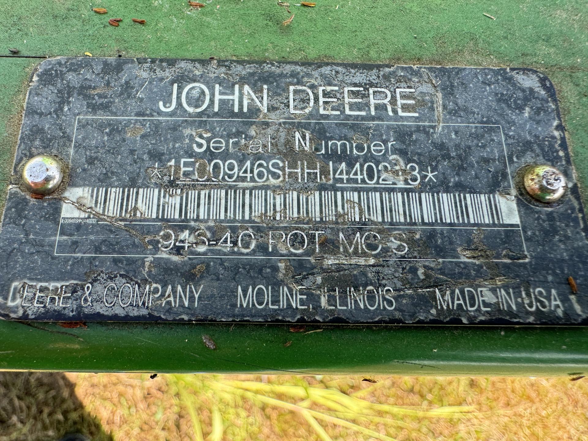 2018 John Deere 946 Image