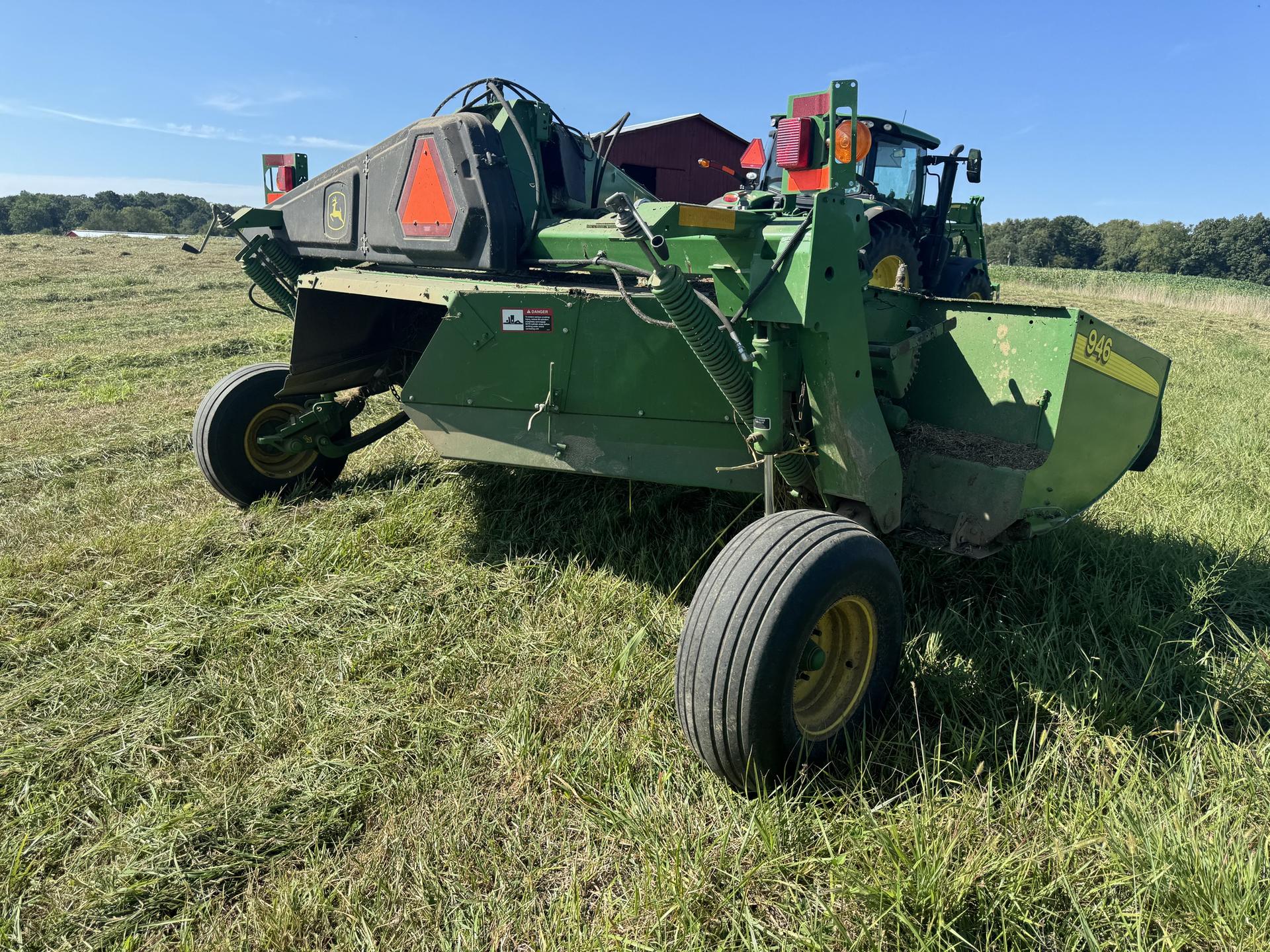 2018 John Deere 946 Image