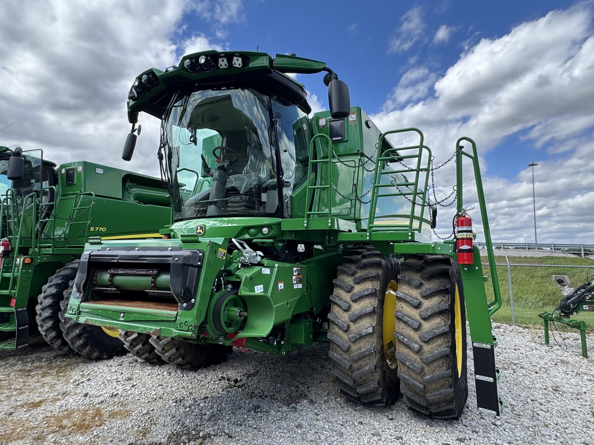 2024 John Deere S780 Image