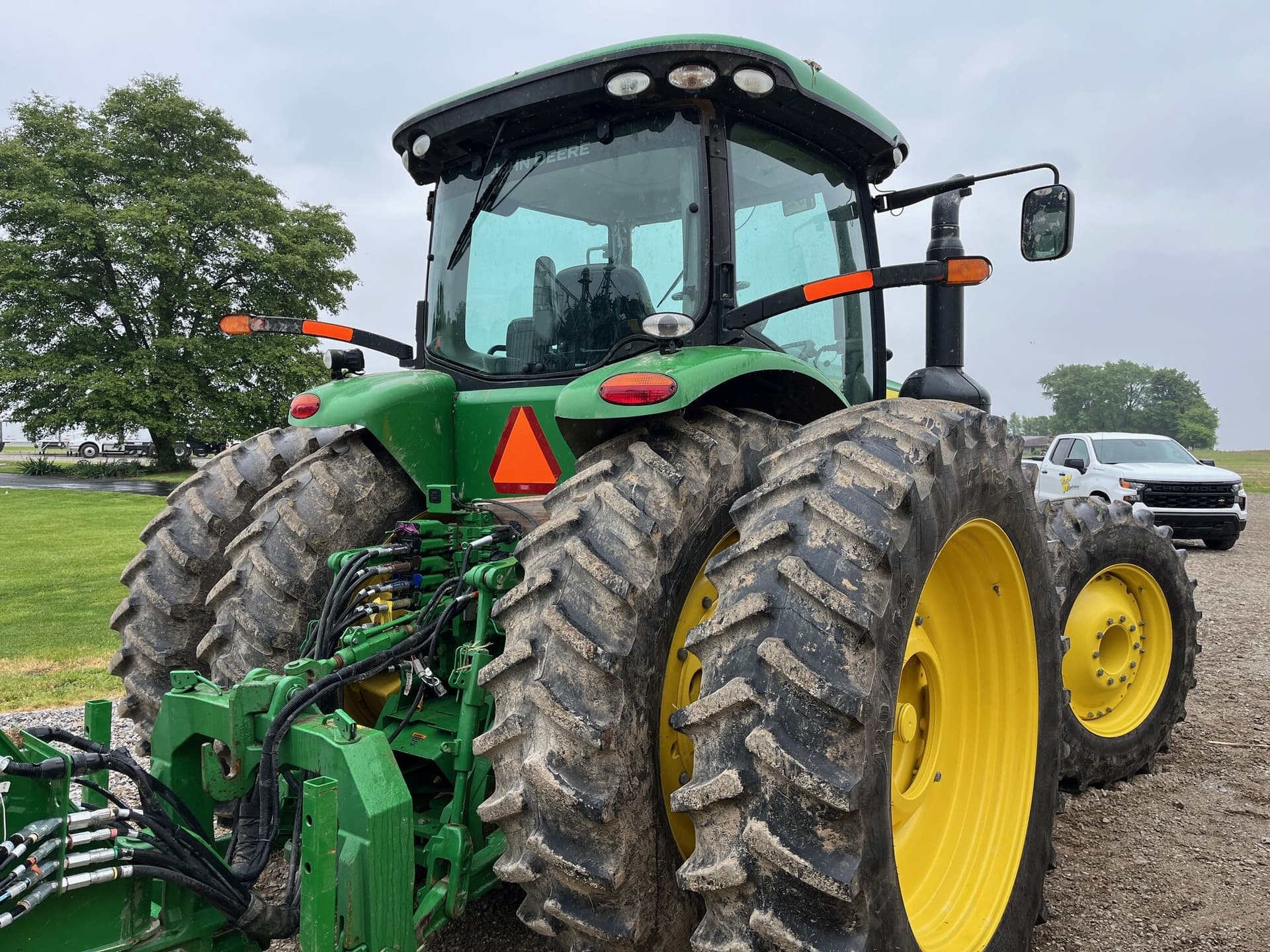 2013 John Deere 8360R Image