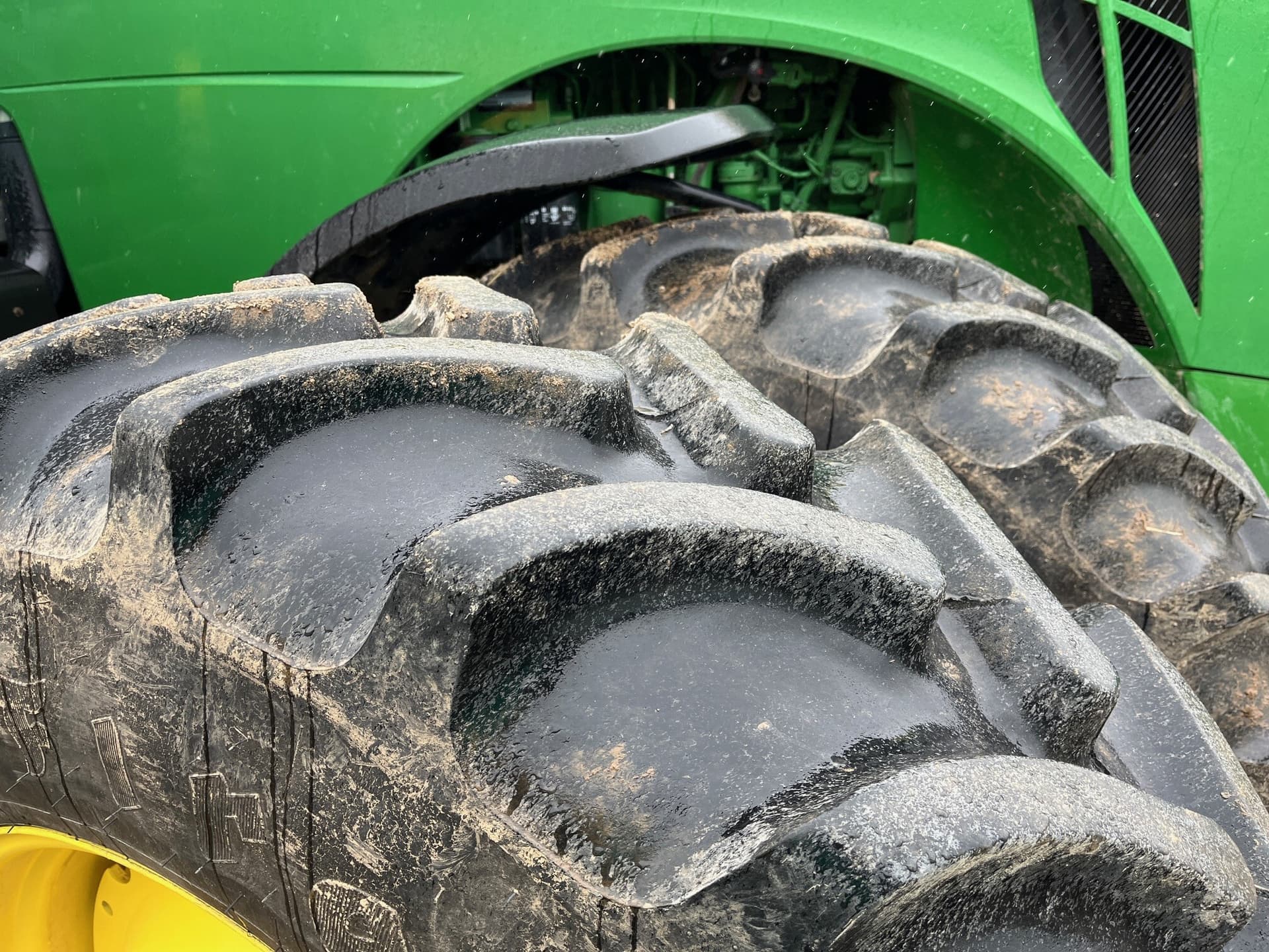 2013 John Deere 8360R Image