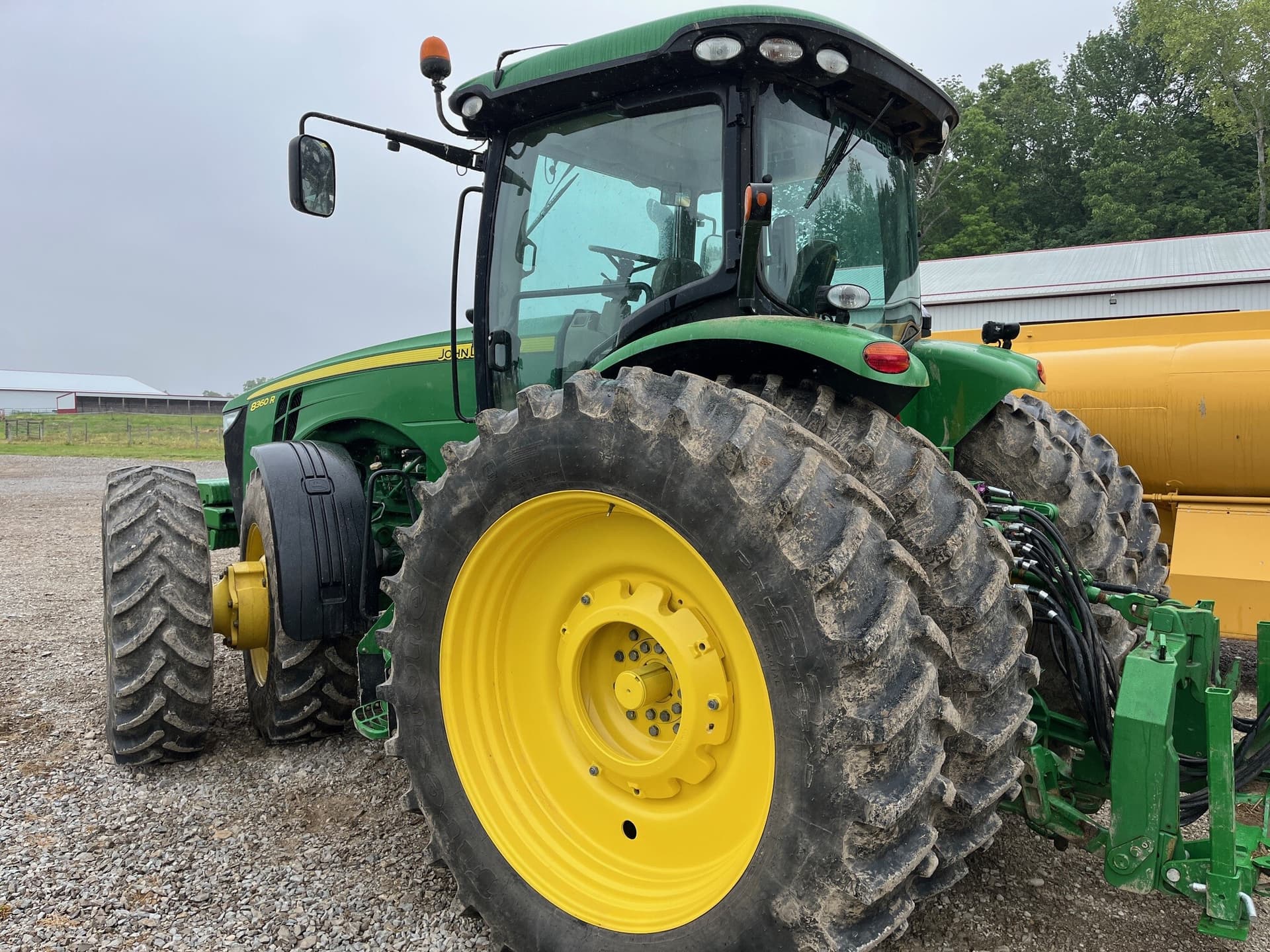 2013 John Deere 8360R Image