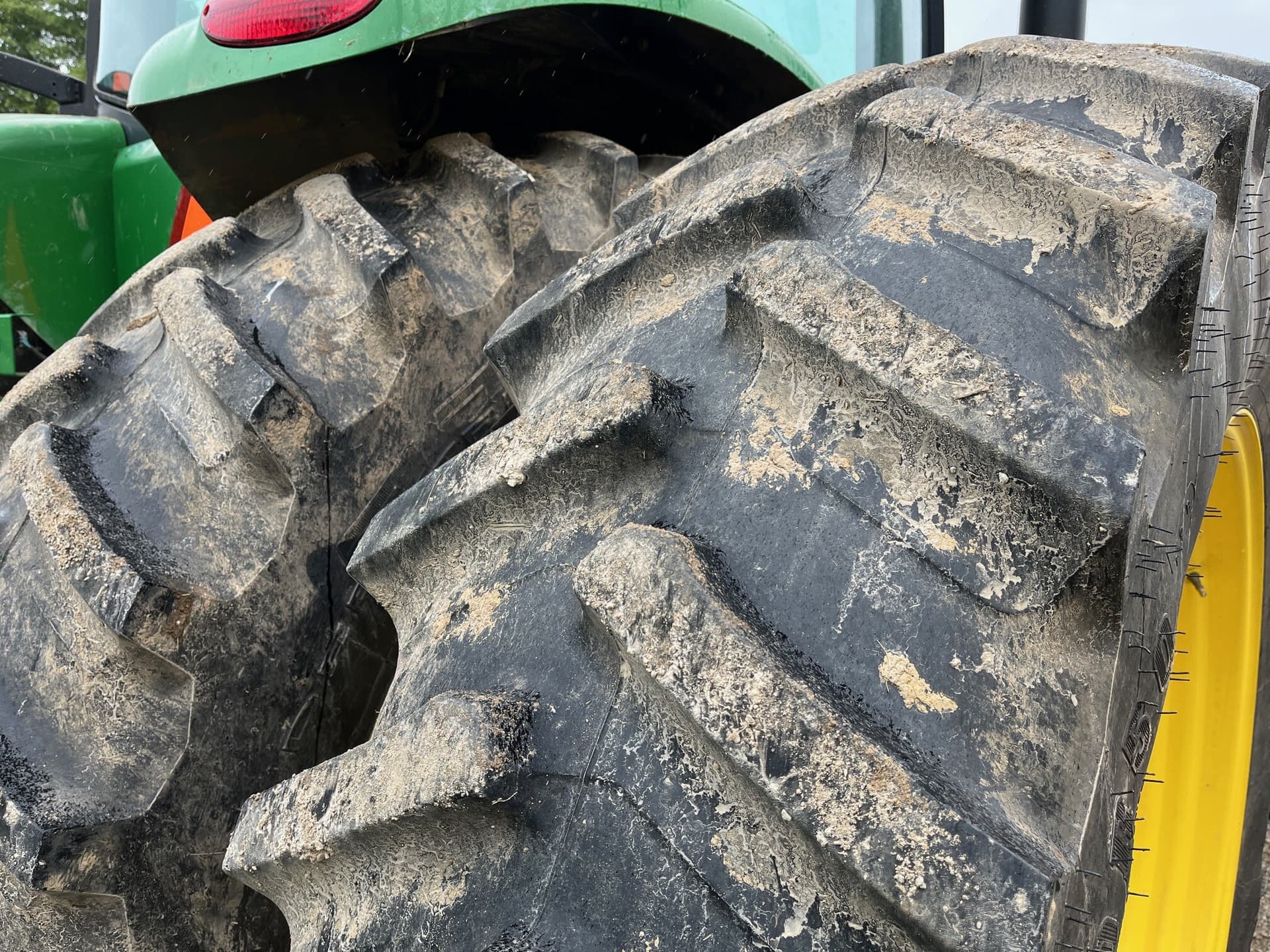 2013 John Deere 8360R Image