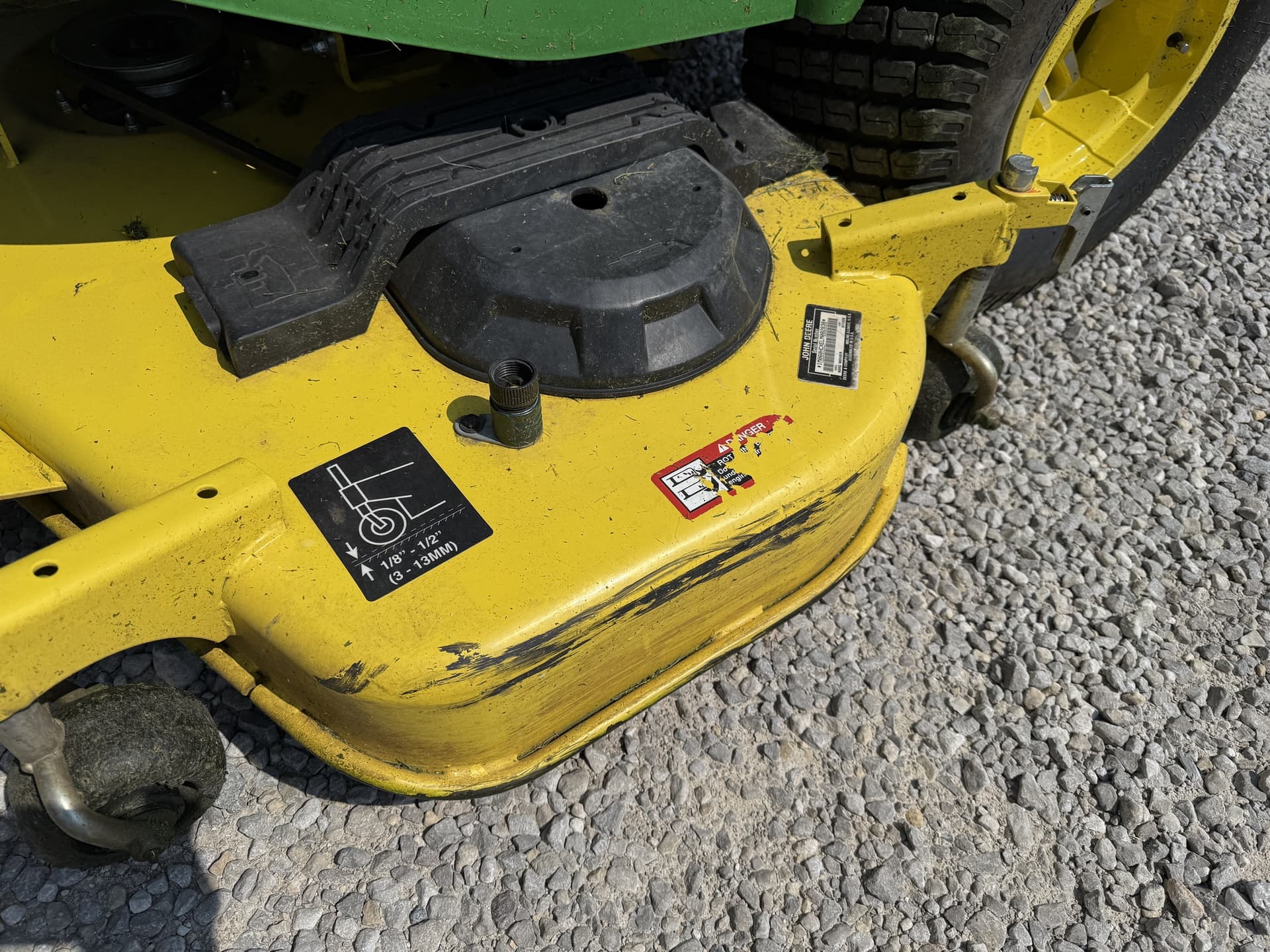 2020 John Deere X750 Image