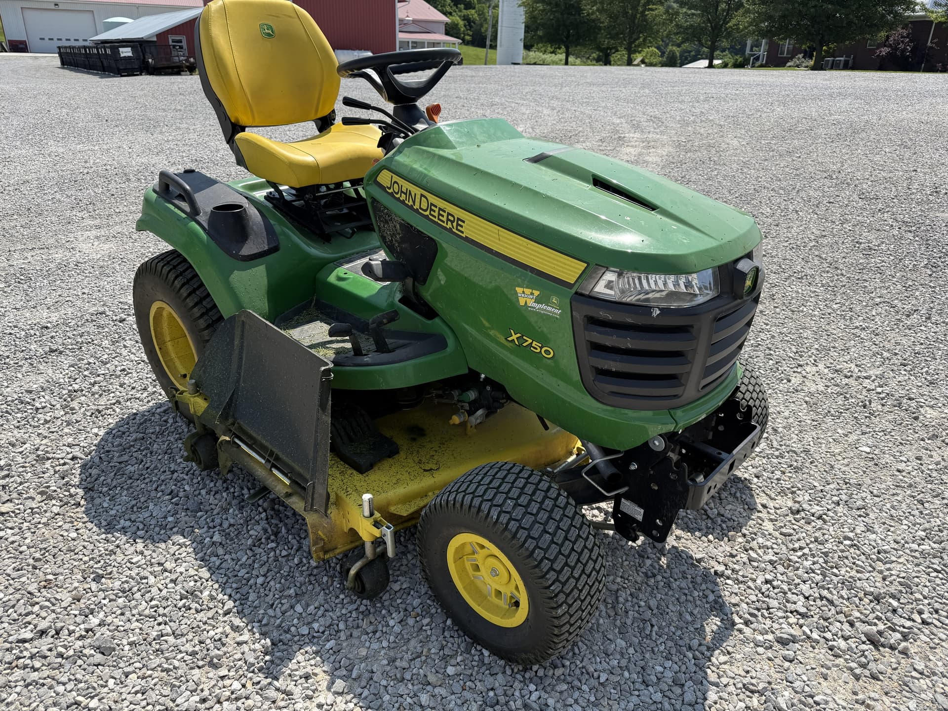 2020 John Deere X750 Image