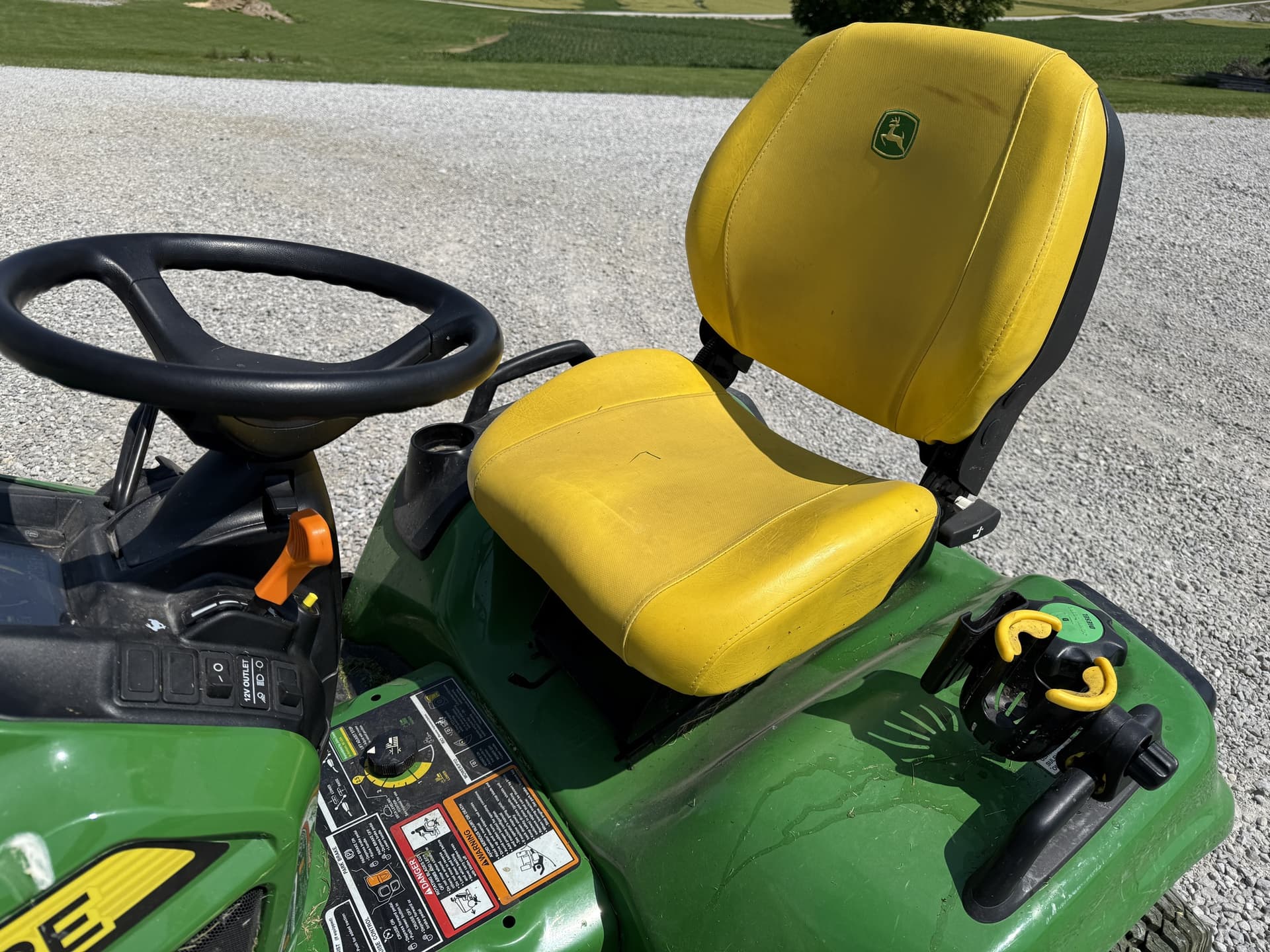 2020 John Deere X750 Image