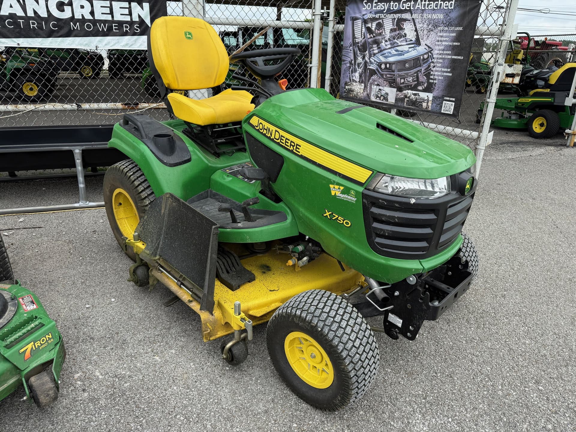 2020 John Deere X750 Image