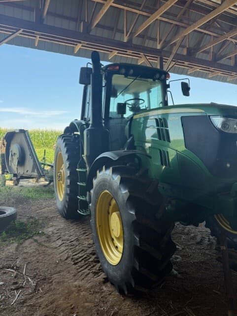 2016 John Deere 6175M Image