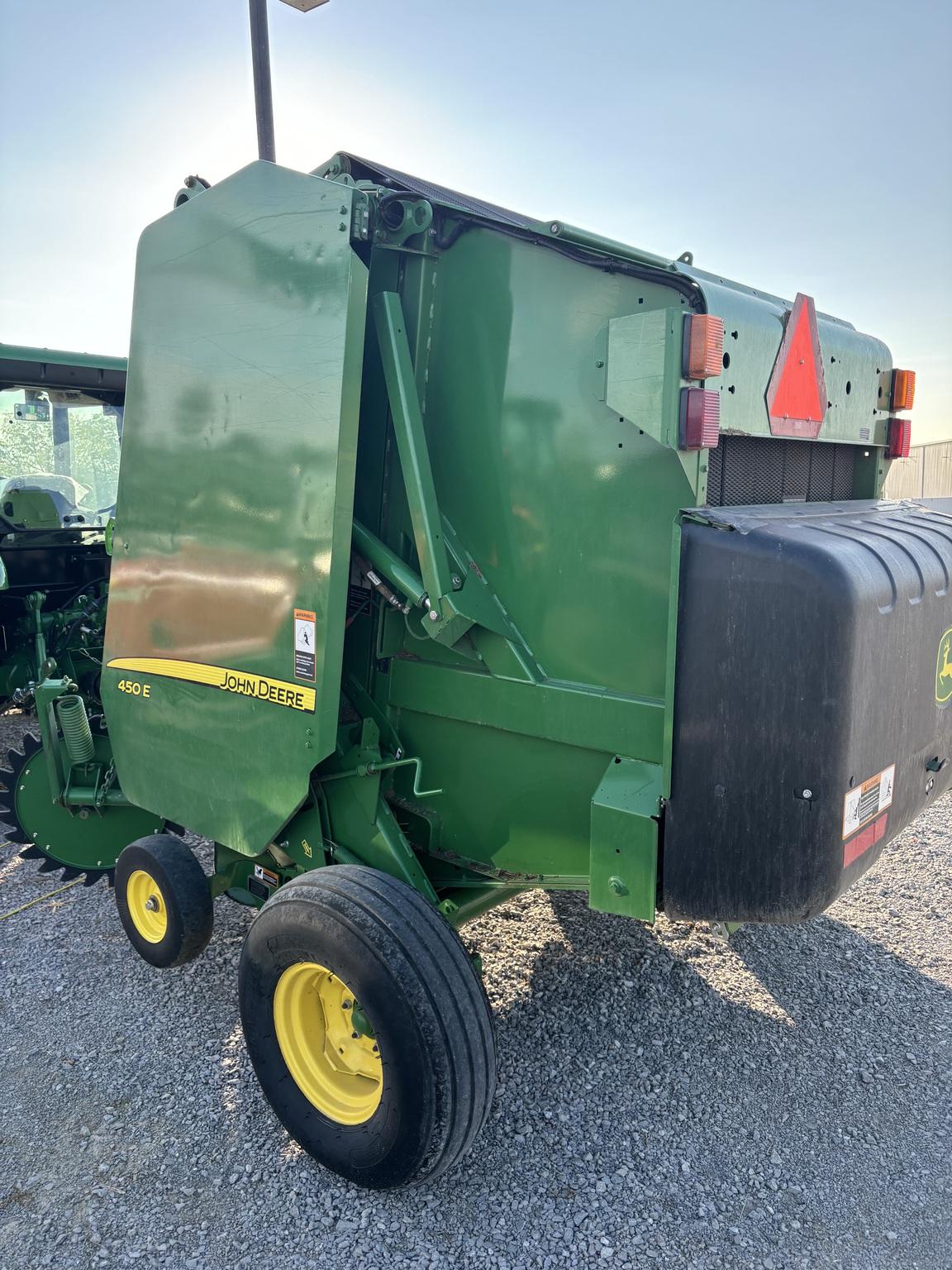 2019 John Deere 450E